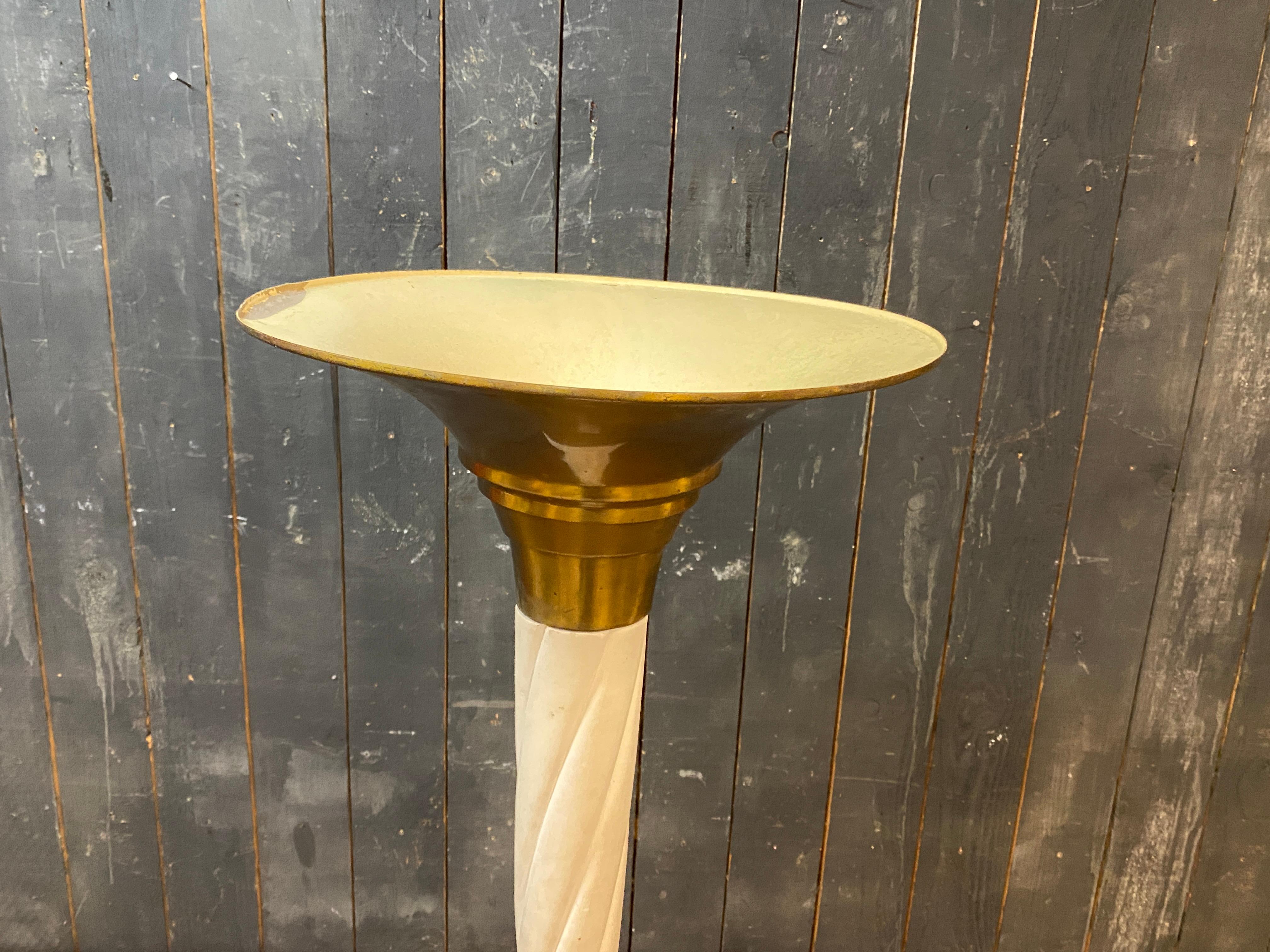 Lámpara de pie Art Decó de madera lacada y latón circa 1930/1940 Francés en venta