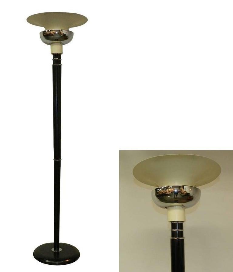 Art Deco Floor Lamp in Lacquered Wood, Metal and Chrome For Sale 6