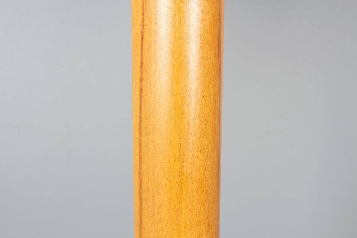 Art Deco Floor Lamp in Pearwood, Copper, and Bakelite, 1930s Cobre en venta