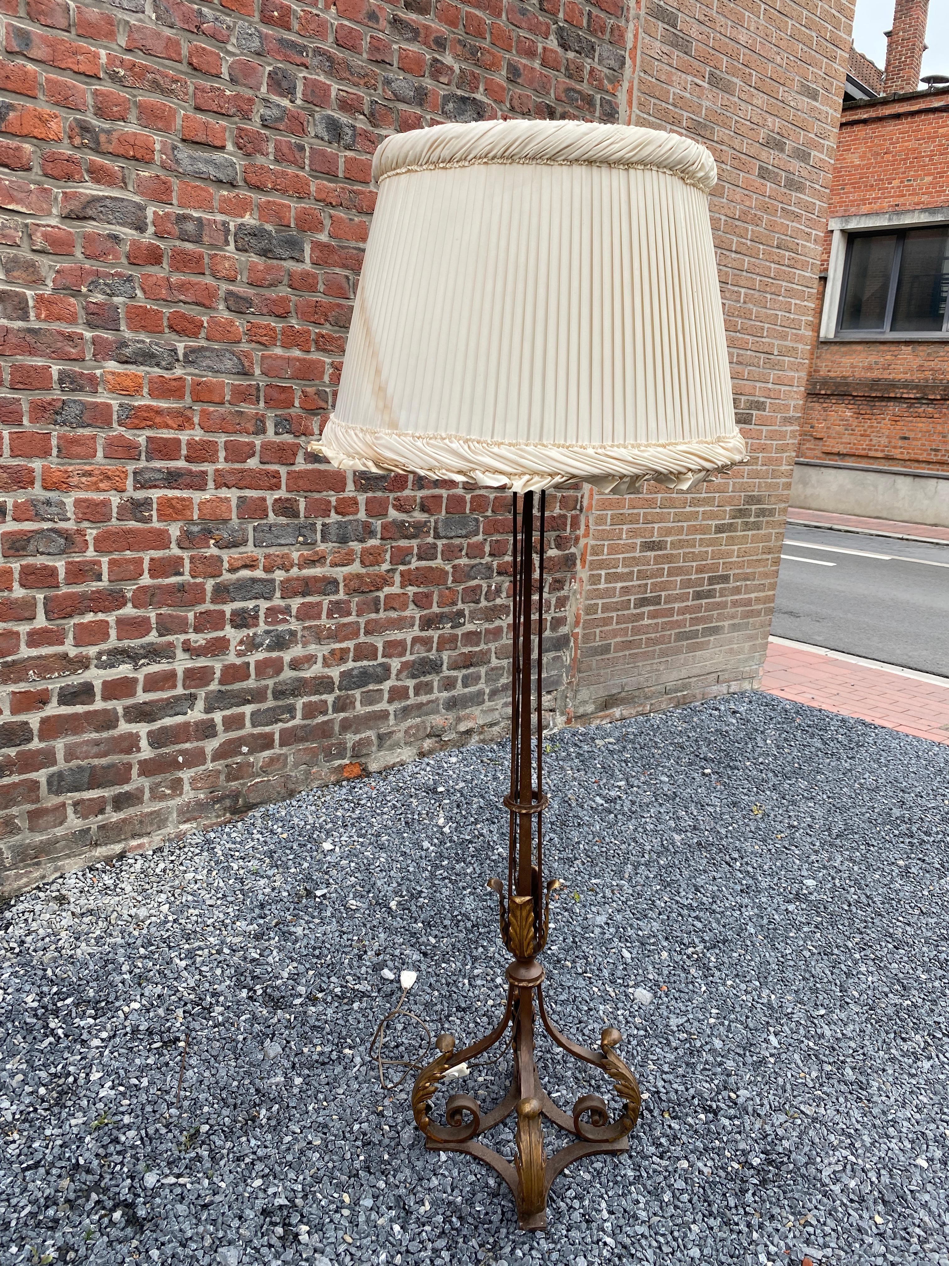 Lacquered Art Deco Floor Lamp in the Style of Gilbert Poillerat, circa 1940 For Sale