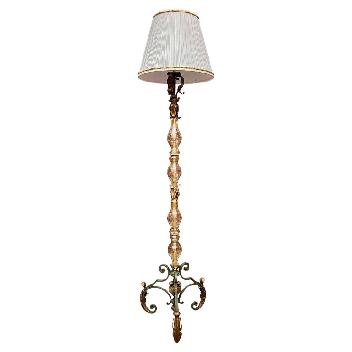 Art Deco Floor Lamp in Wrought Iron and Crystal  For Sale