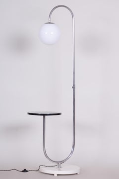 Art-Déco-Stehleuchte aus den 30er Jahren, entworfen von Halabala, hergestellt von UP Zvody, restauriert