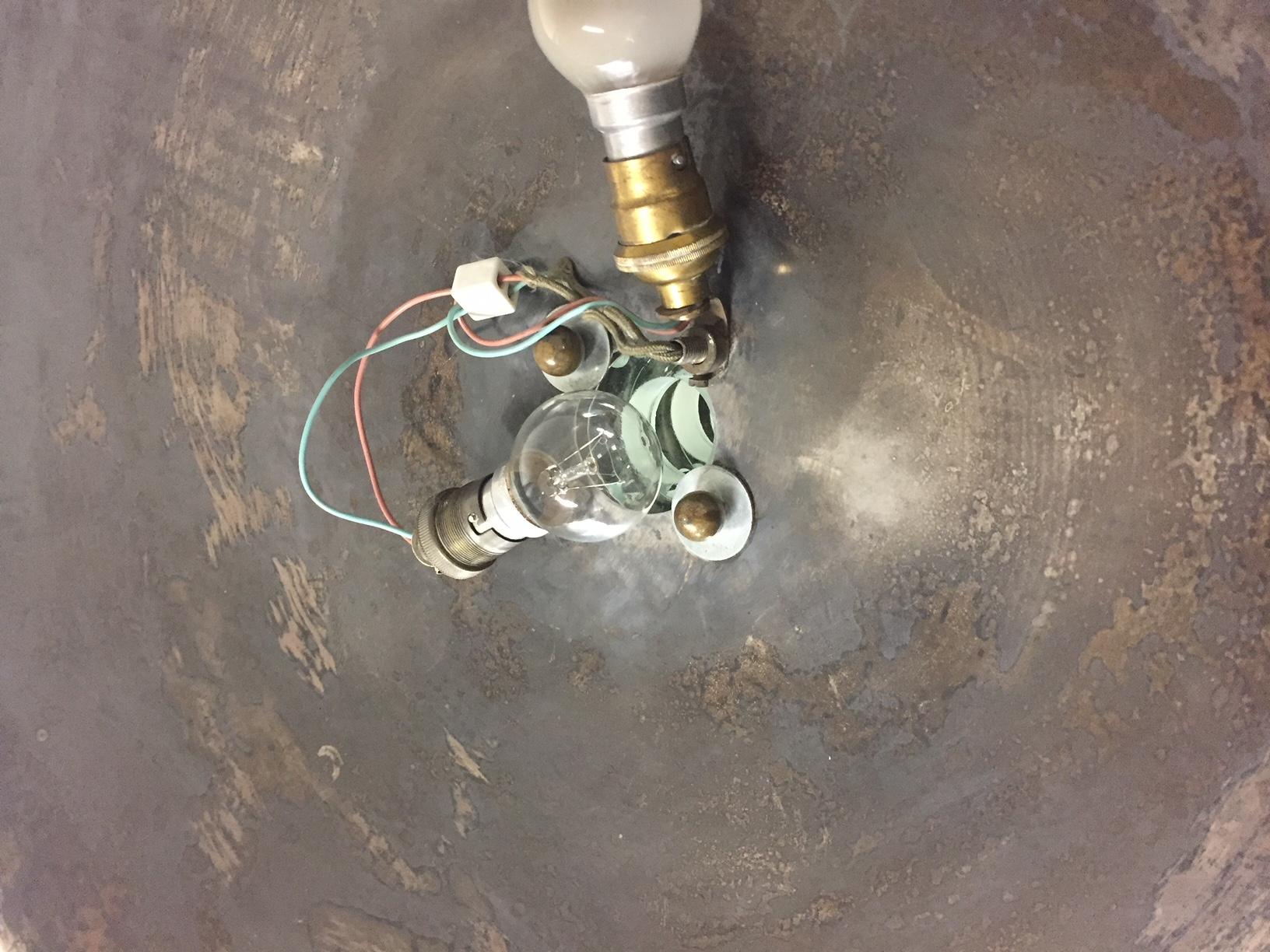 Lampada da terra Art Deco in argento, dettagli in vetro e supporto in Wood con finitura craquelé in vendita 6