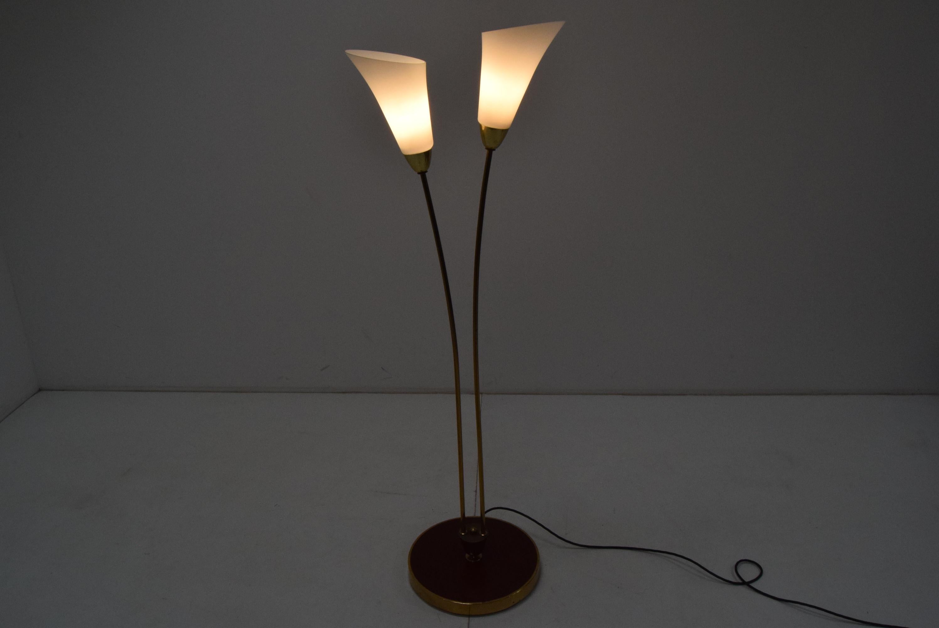 Stehlampe im Art-déco-Stil, 1940er Jahre (Tschechisch) im Angebot