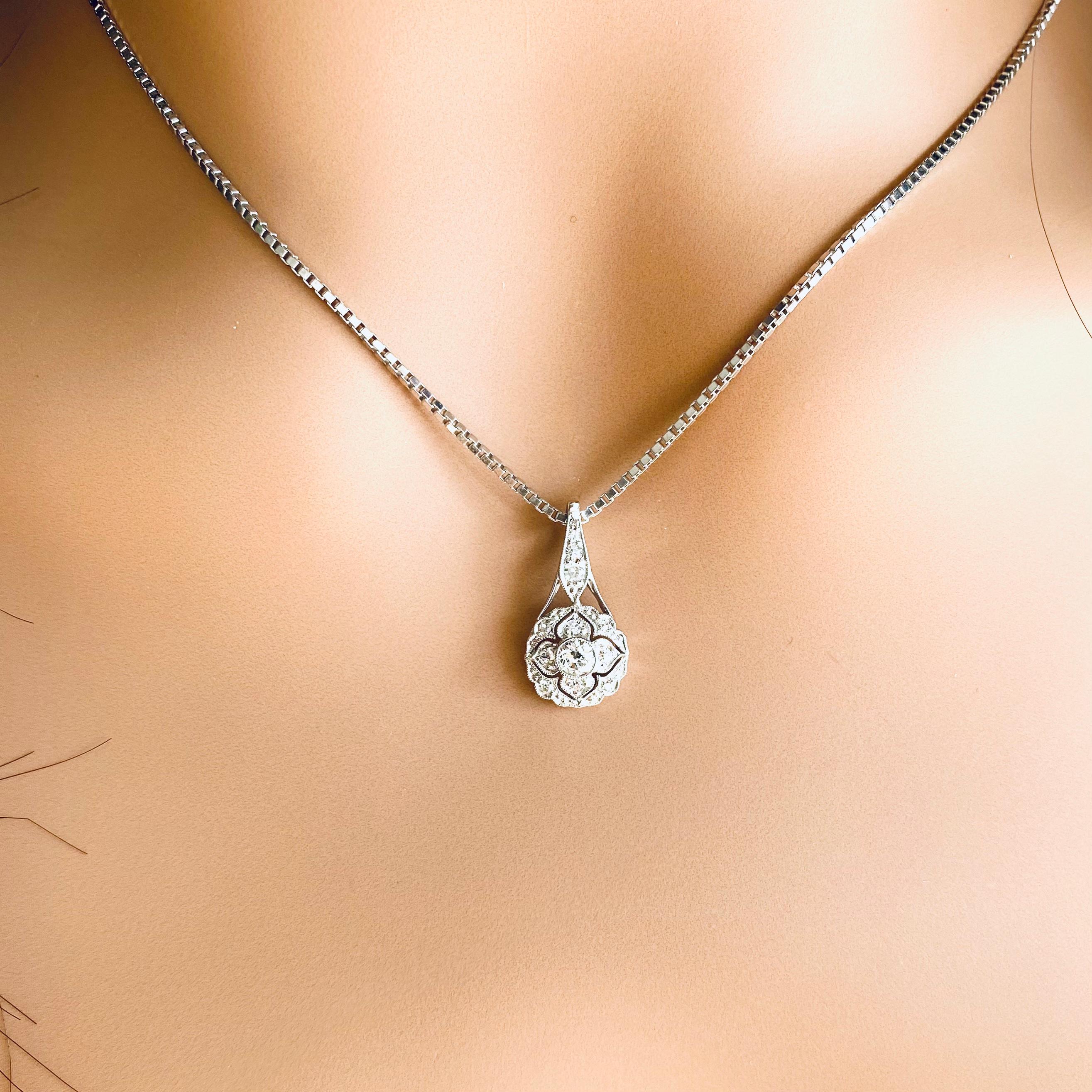 Women's or Men's Art Deco Floral Diamond 0. 55 Carat 18 Karat White Gold 16 Inch Pendant Necklace For Sale