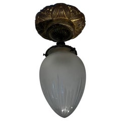 Art Deco Floral Flush Mount, vetro smerigliato e bronzo dorato, Francia anni '30