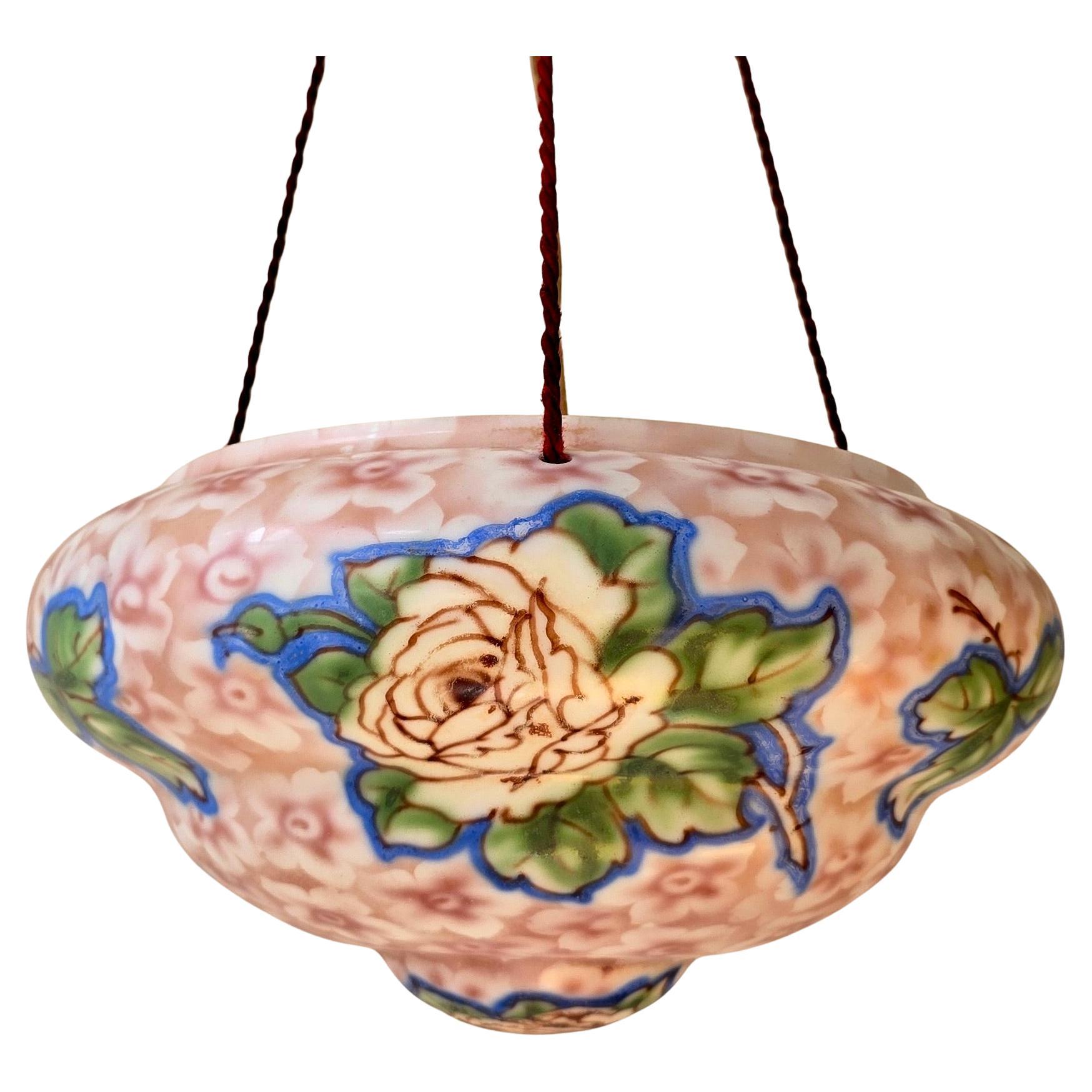 Suspension Art Déco en verre floral, abat-jour en verre pressé mince peint à la main, 1920