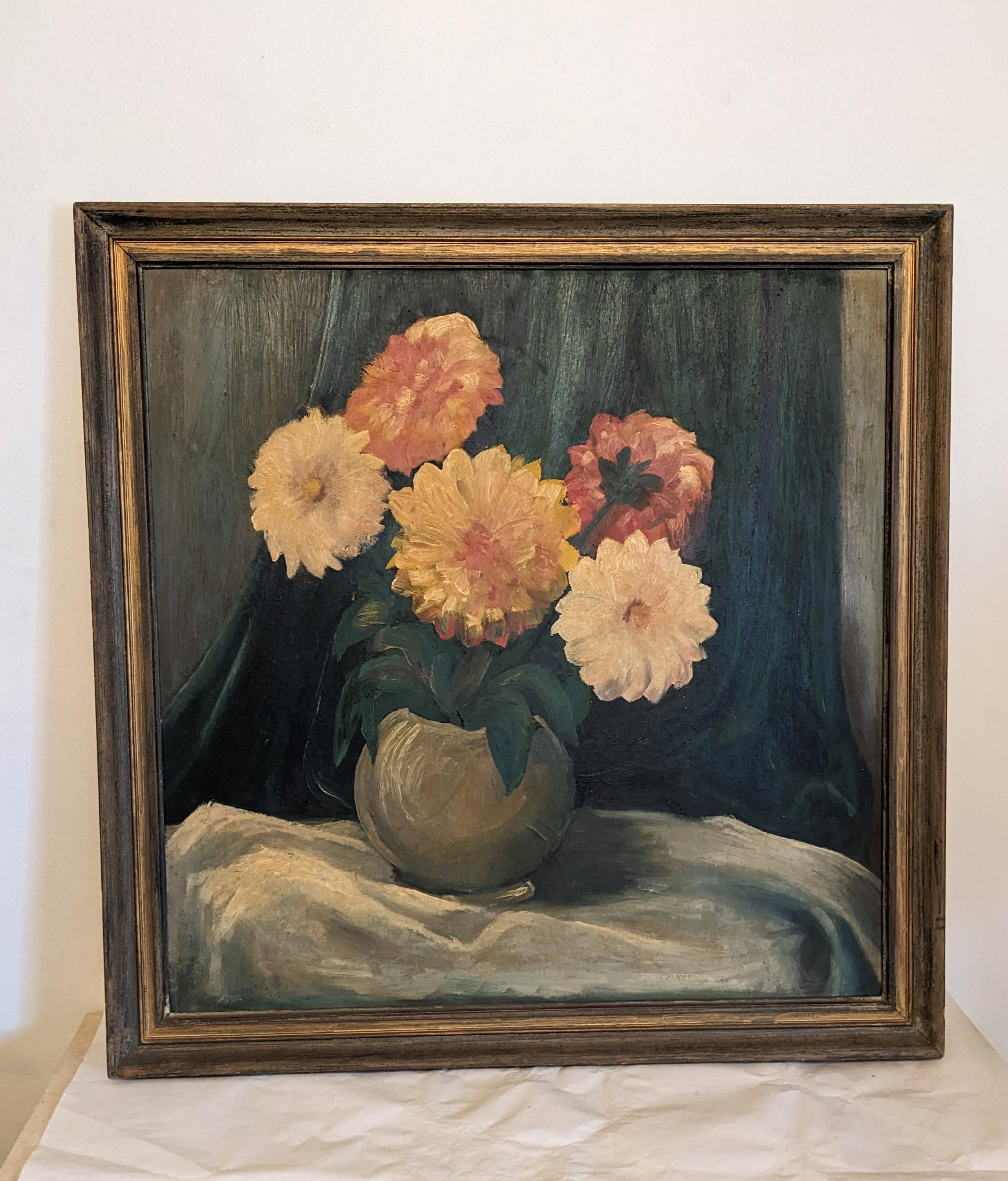 Lovely Art Deco impressionistic, interior still life study of a vase of vivid dahlias, circa 1930. Elegant matching 2 toned limed washed frame. 1930s USA.