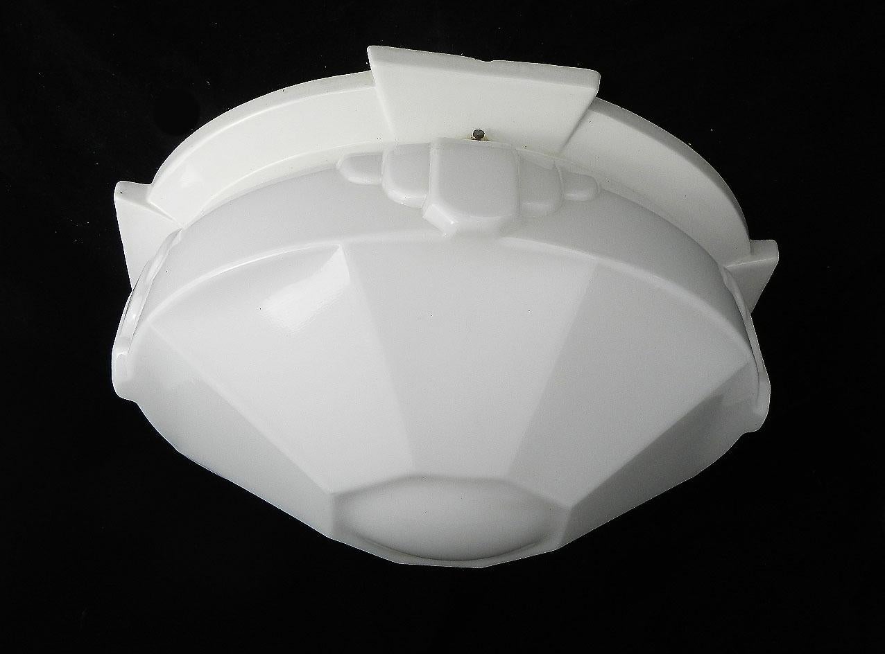 Art Deco Flush Mount Ceiling Light or Wall Light Large Odeon Glass Shade In Good Condition In Mimizan, FR