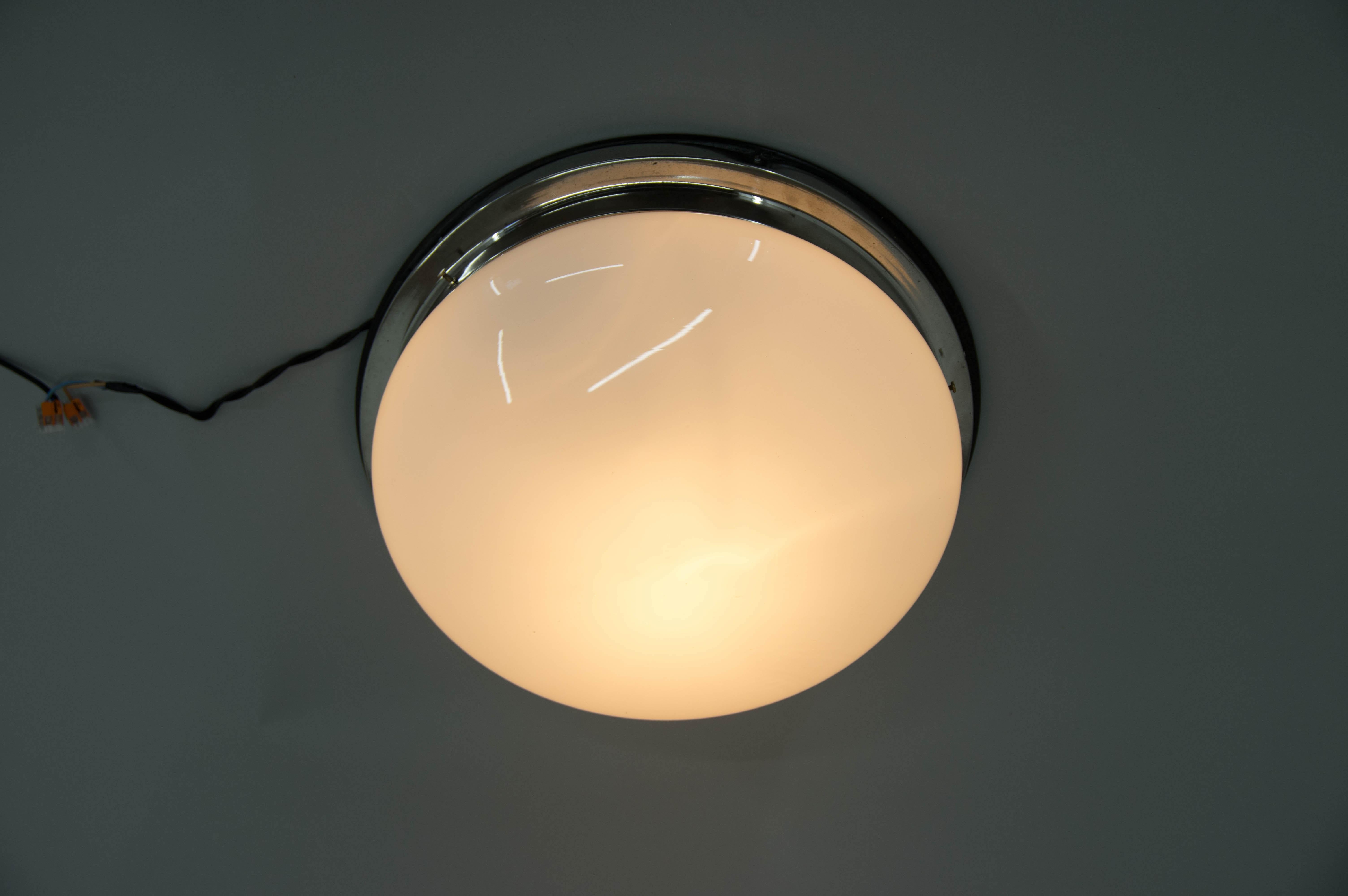 Art Deco Flush Mount or Wall Light, 1930s, Restored In Good Condition In Praha, CZ