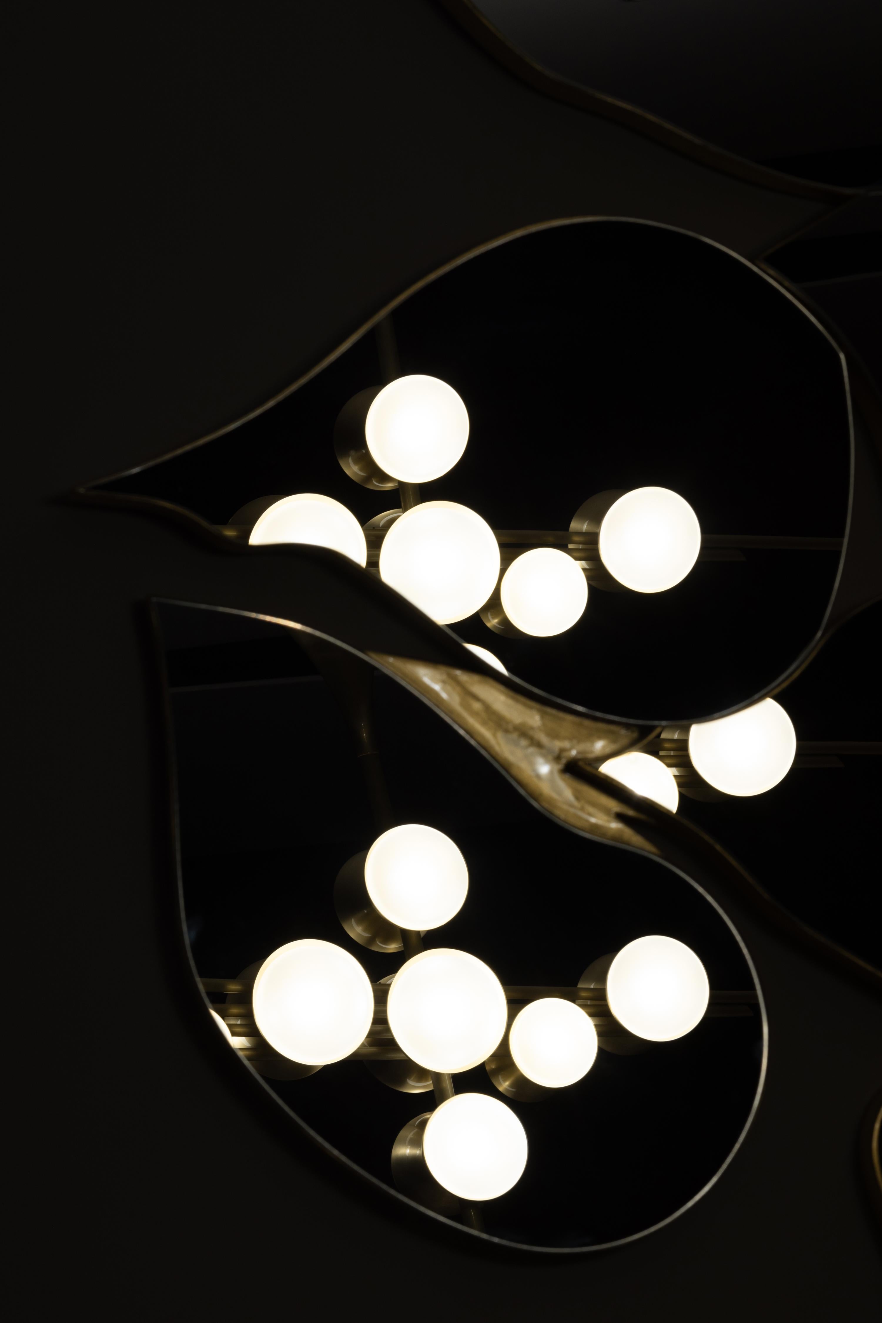 Lampadario a flauto Art Deco, ottone, fatto a mano in Portogallo da Greenapple in vendita 1