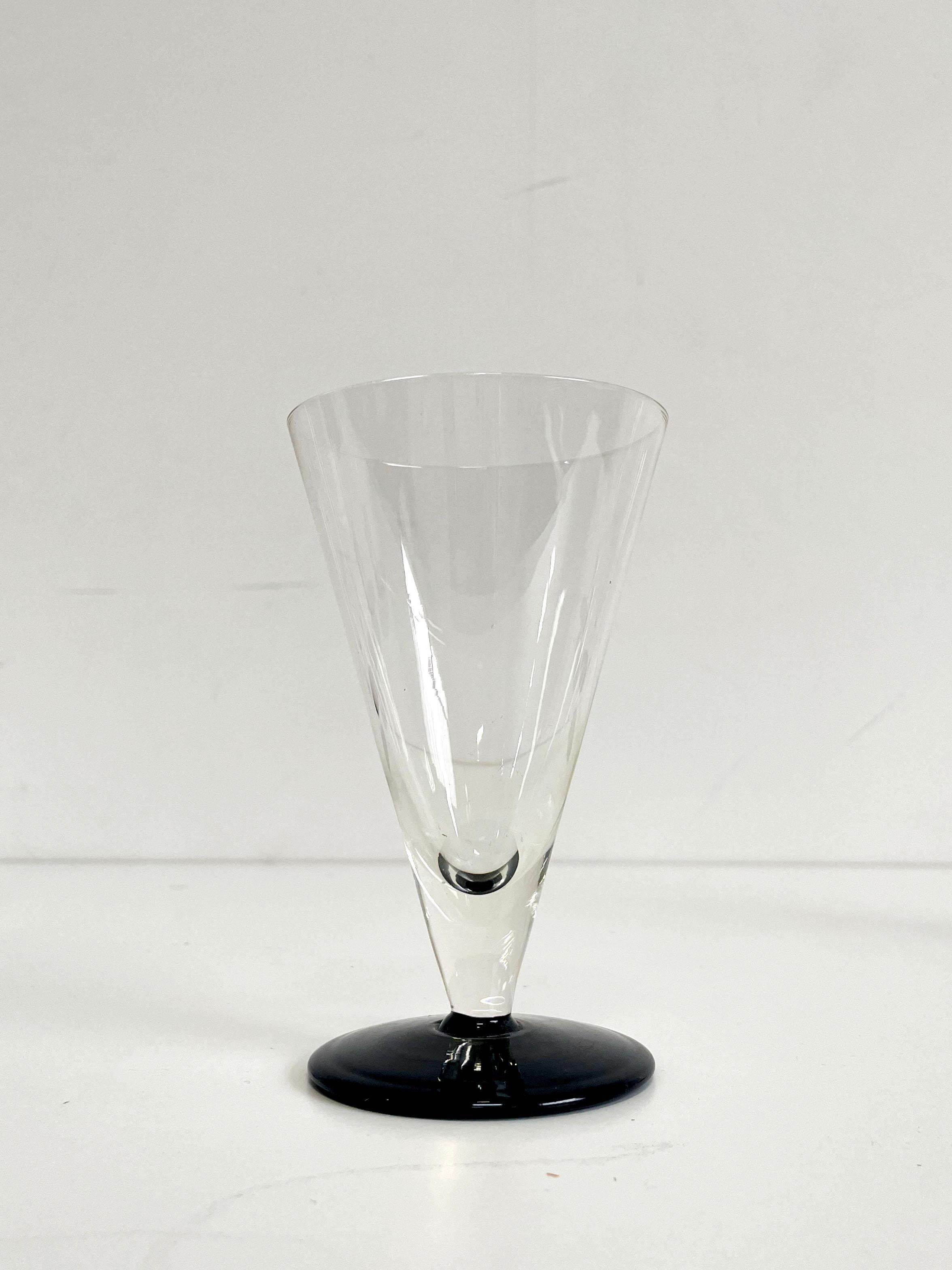Mid-20th Century Art Deco Fluted Aperitif Drinking Glasses, Set of 7 For Sale
