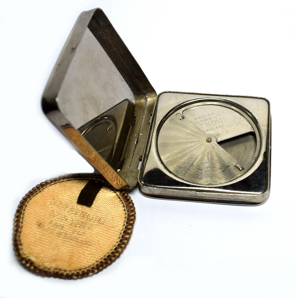 Silver Plate Art Deco Foiled Backed Stratnoid 1930s Art Deco Ladies Powder Compact 