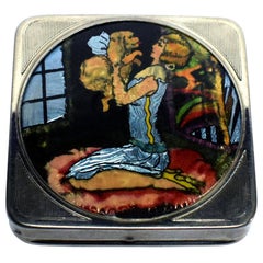 Art Deco Foiled Backed Stratnoid 1930s Art Deco Ladies Powder Compact 