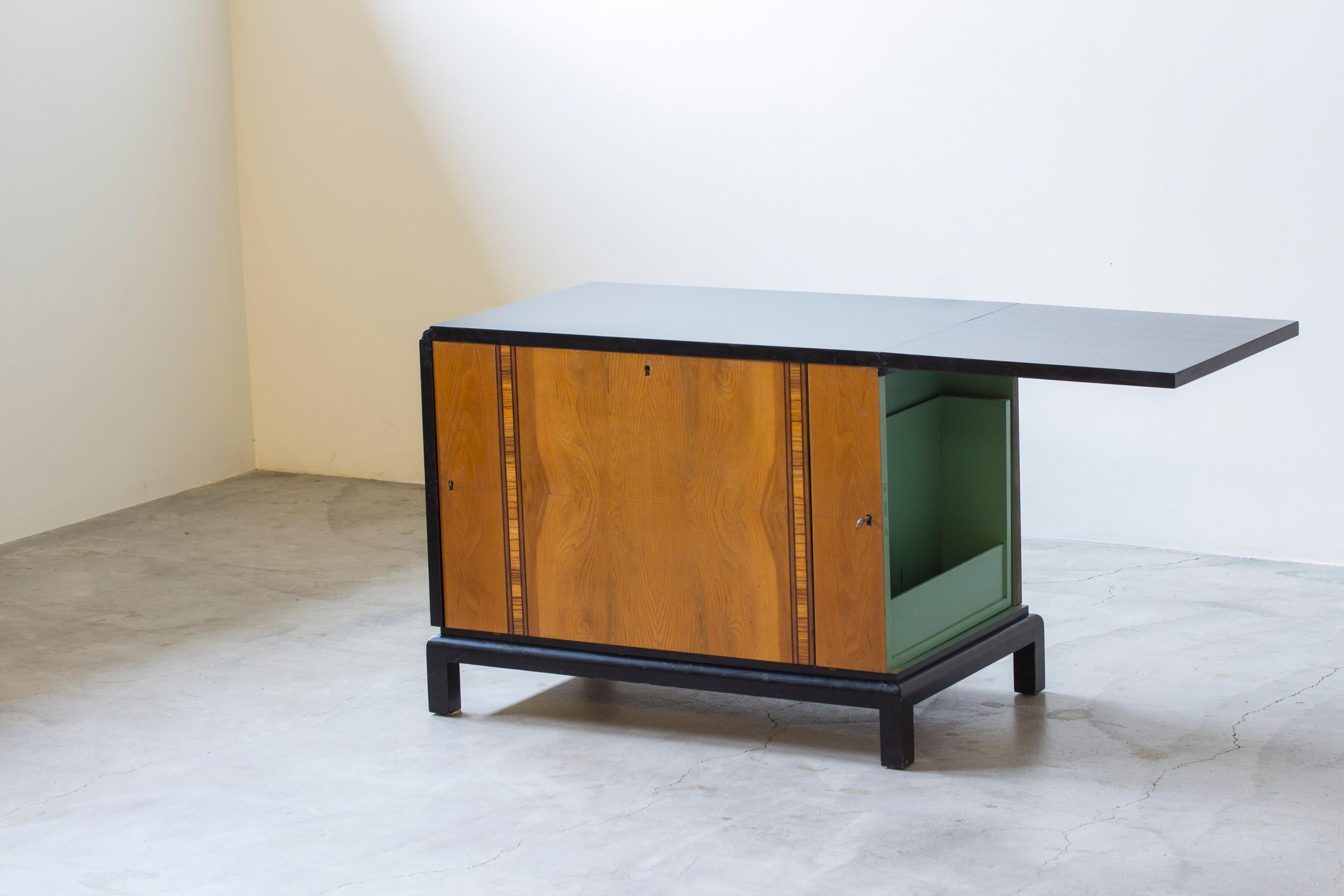 Scandinavian Modern Art deco fold out bar cube in the manner of Otto Schulz, Sweden 1920s For Sale