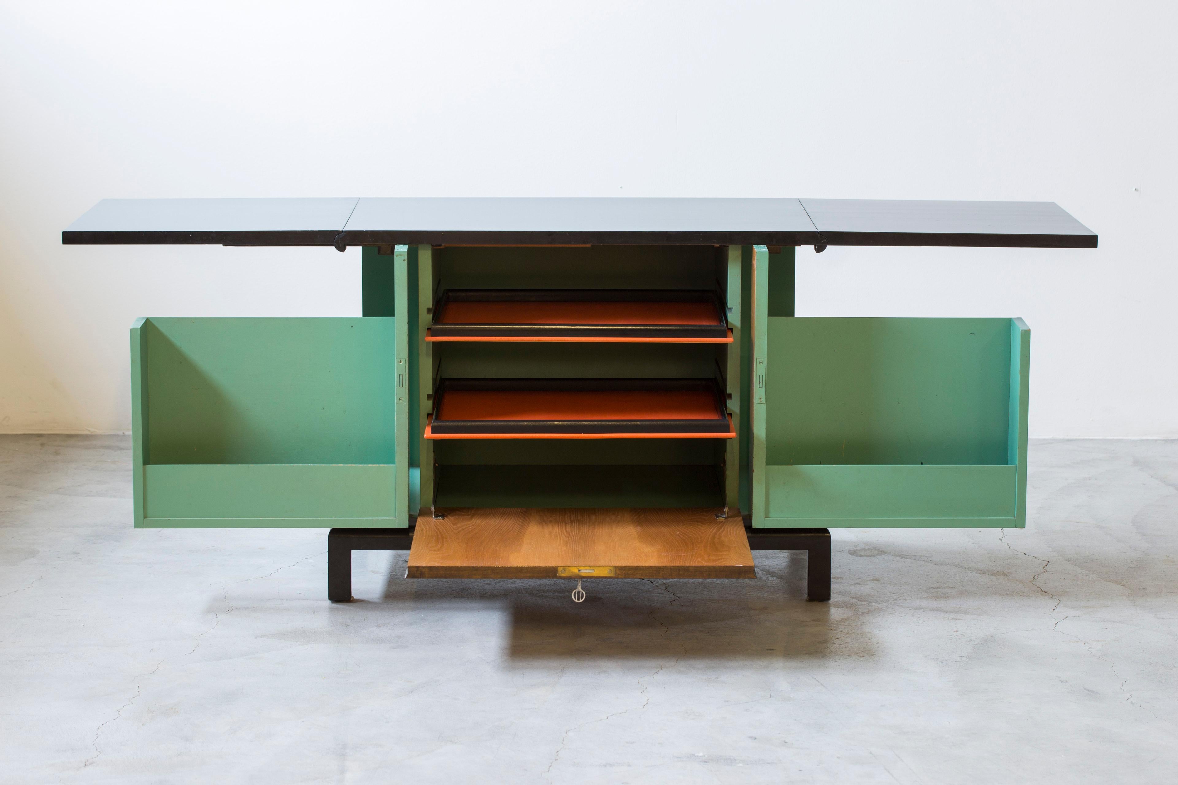 Birch Art deco fold out bar cube in the manner of Otto Schulz, Sweden 1920s For Sale