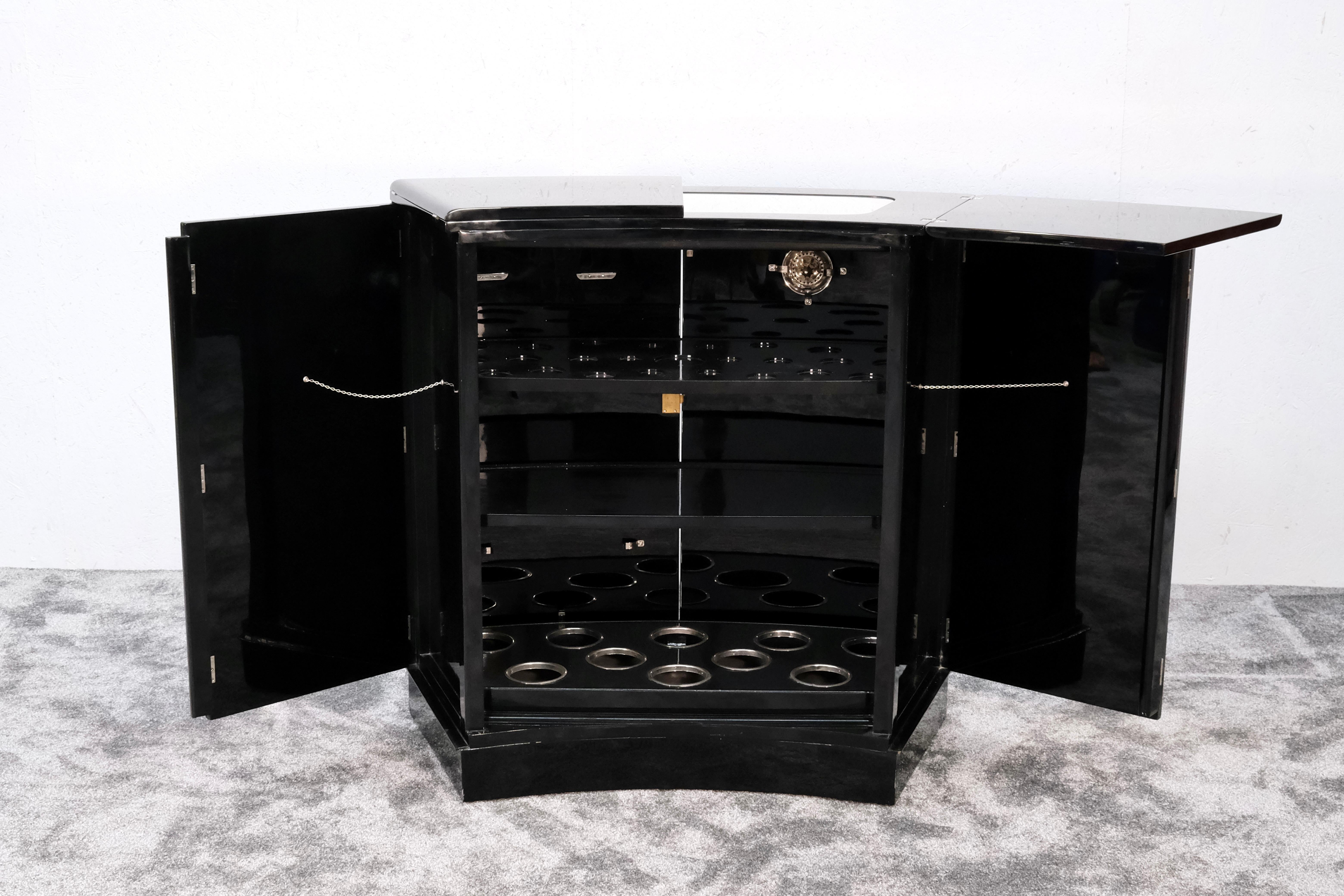 Art Deco Folding Bar Counter, France 1930s in Black Piano Lacquer on Wheels 1