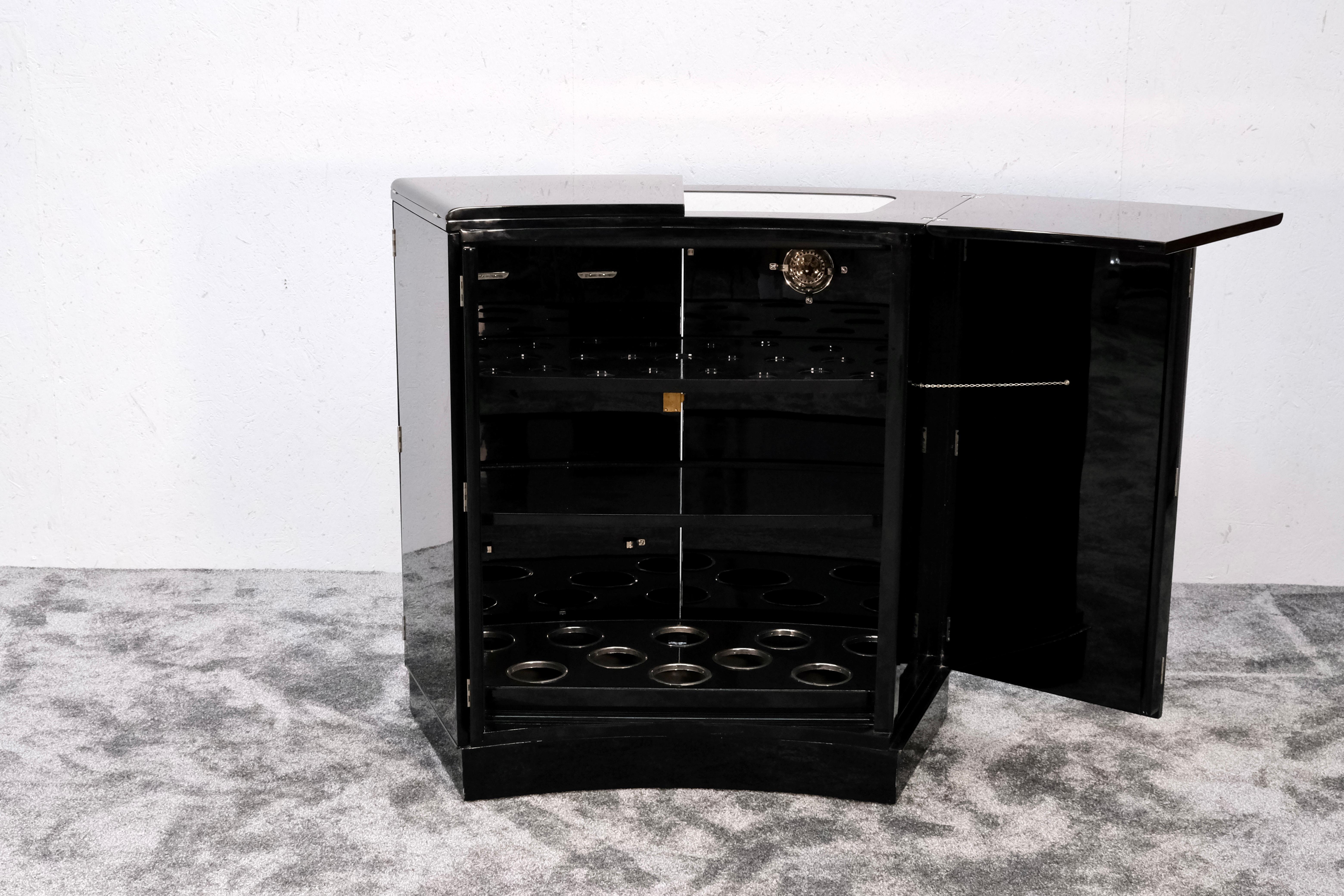 Art Deco Folding Bar Counter, France 1930s in Black Piano Lacquer on Wheels 2