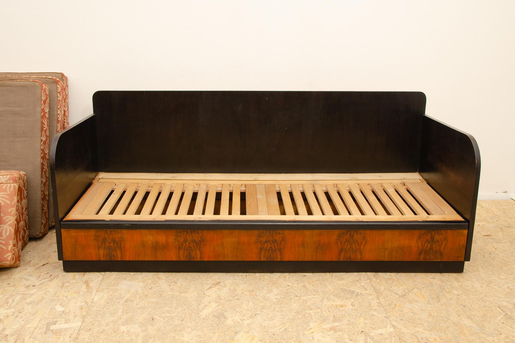ART DECO folding sofabed by Jindřich Halabala, 1930´s, Czechoslovakia 5
