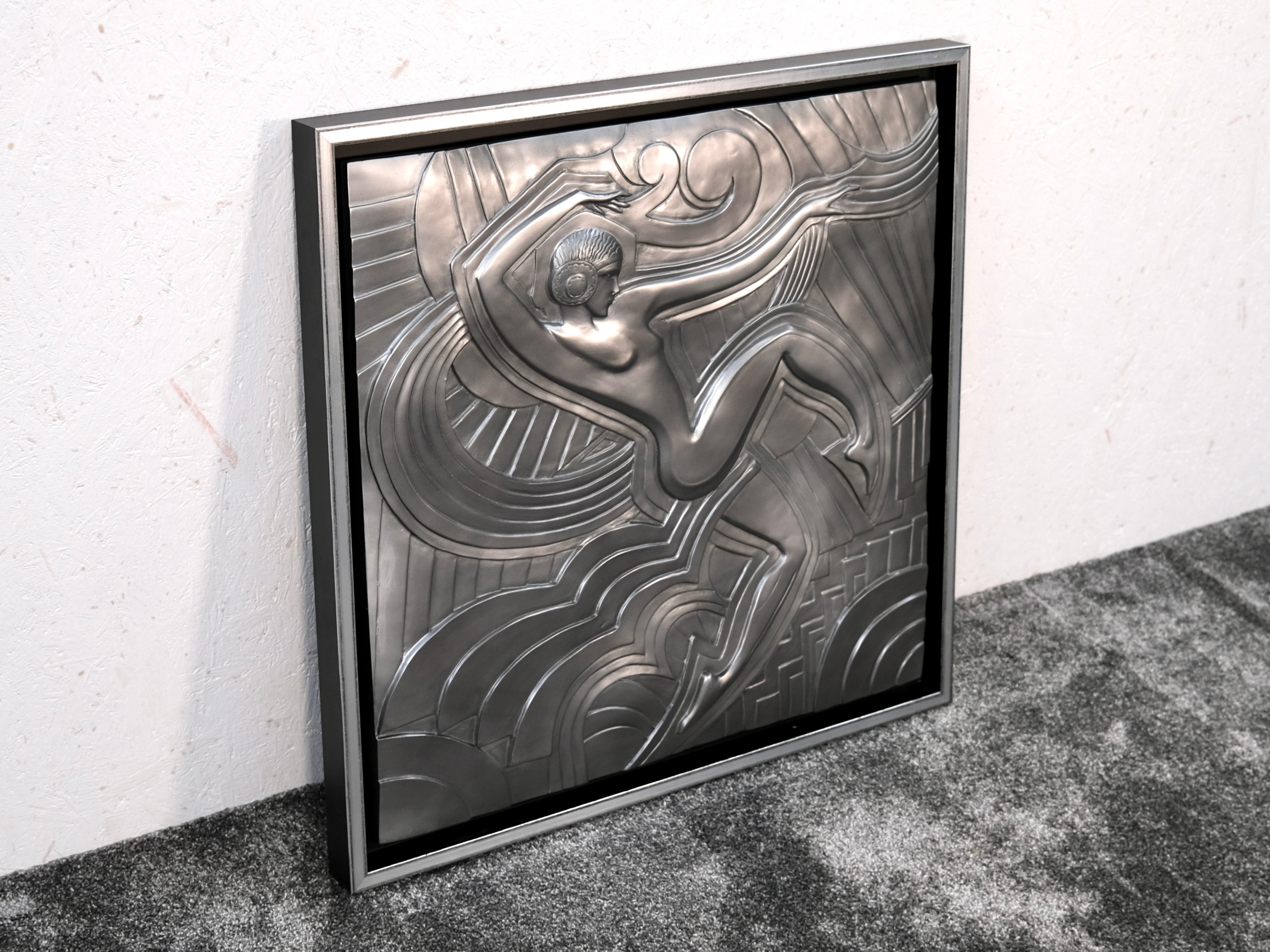 Art Decó Folies Bergère Relieve La Danse Según Maurice Picaud en Marco con Sombra Francés en venta