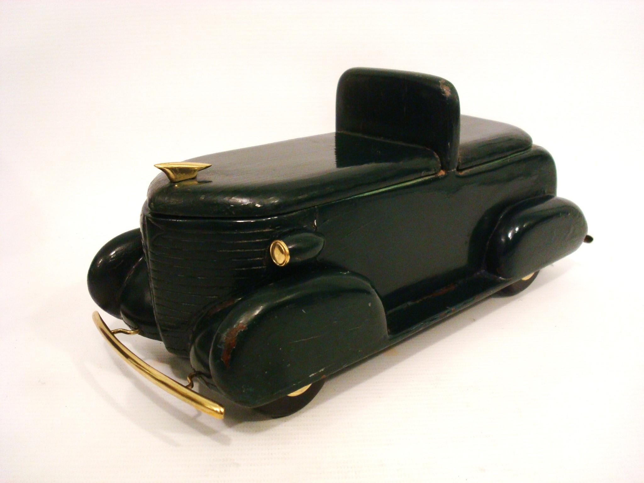 Coche Art Decó / Folk Art Tallado a Mano, EEUU Años 40 Estadounidense en venta