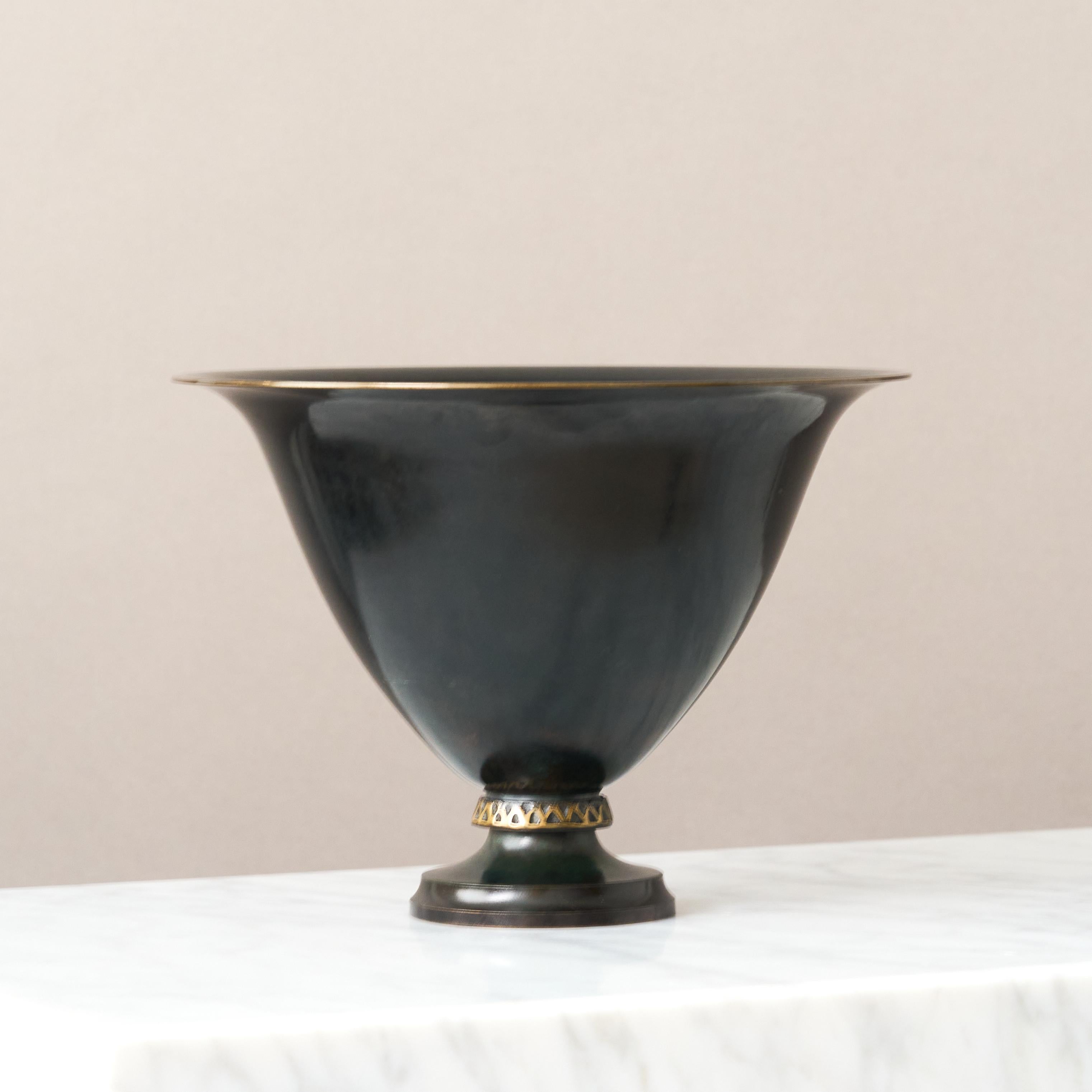 Bol en bronze à pied Art déco par Frederiksberg Bronce, Danemark, années 1930. en vente 2