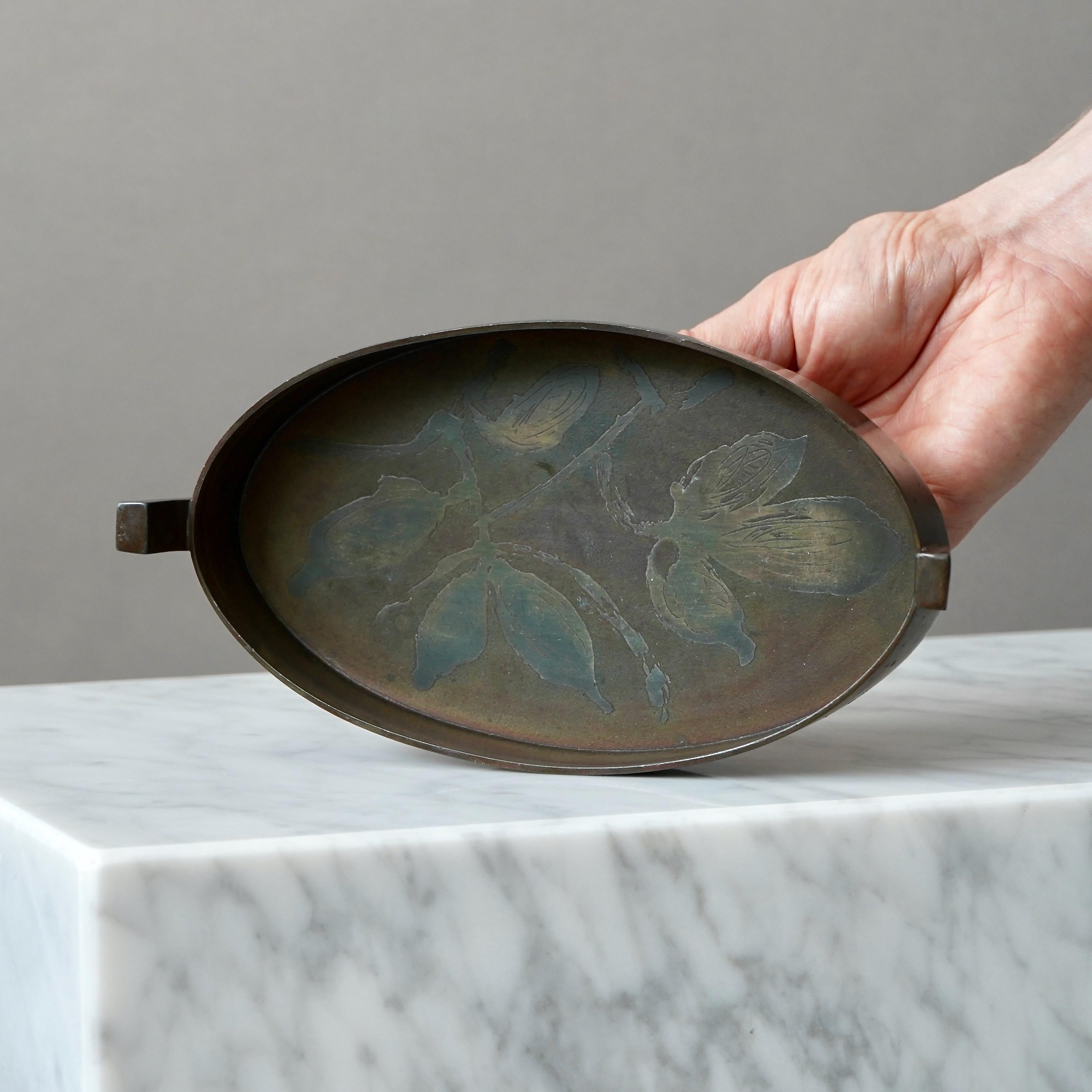 Scandinavian Modern Art Deco Footed Oval Bronze Bowl by Gross & Christensen, Denmark, 1930s For Sale