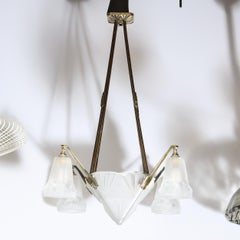 Lustre Art Déco à quatre bras en verre dépoli et bronze argenté avec motifs cubistes