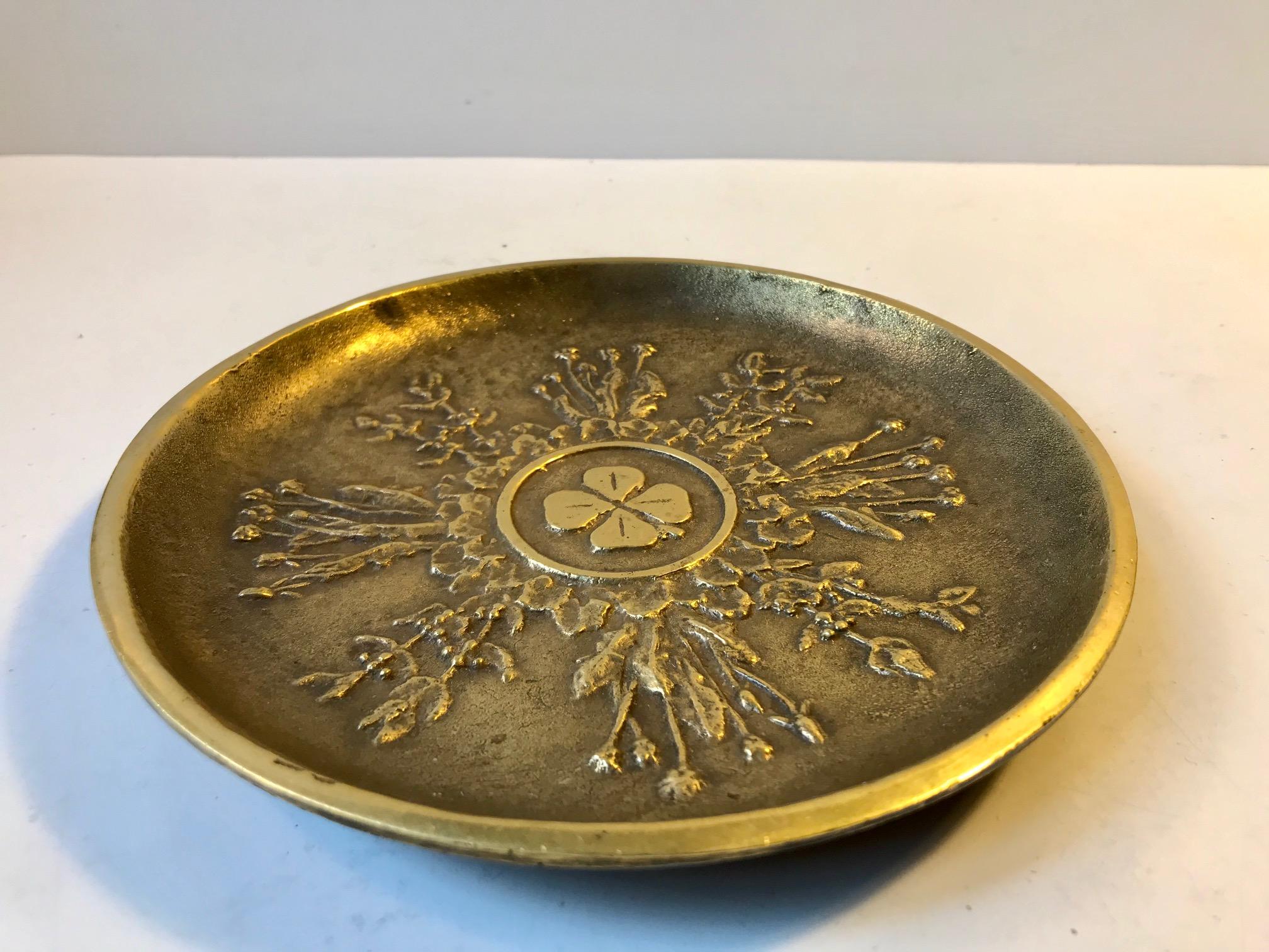 Art Deco Four Clover Bronze Dish, 1930s In Good Condition For Sale In Esbjerg, DK