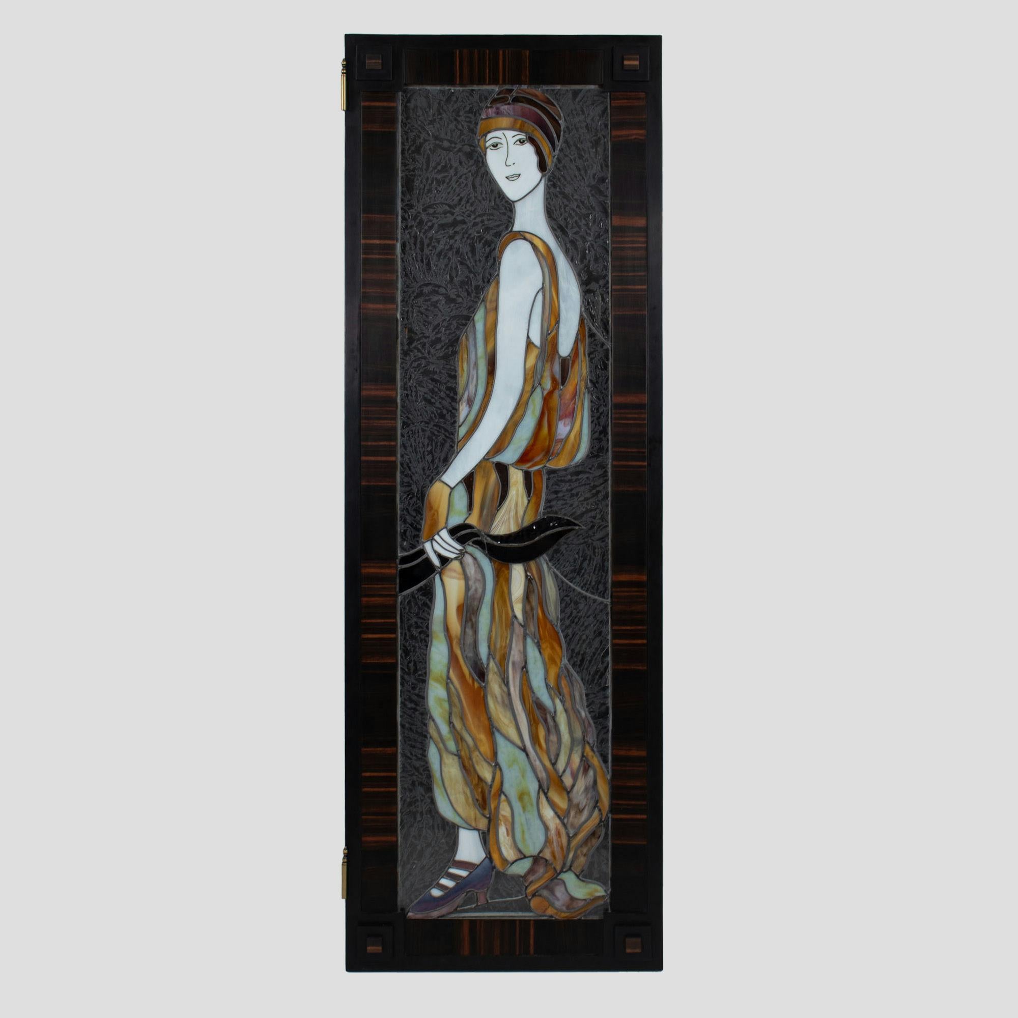XX secolo Divisorio a quattro pannelli in vetro Stained Glass Art Deco con finiture in Macassar in vendita