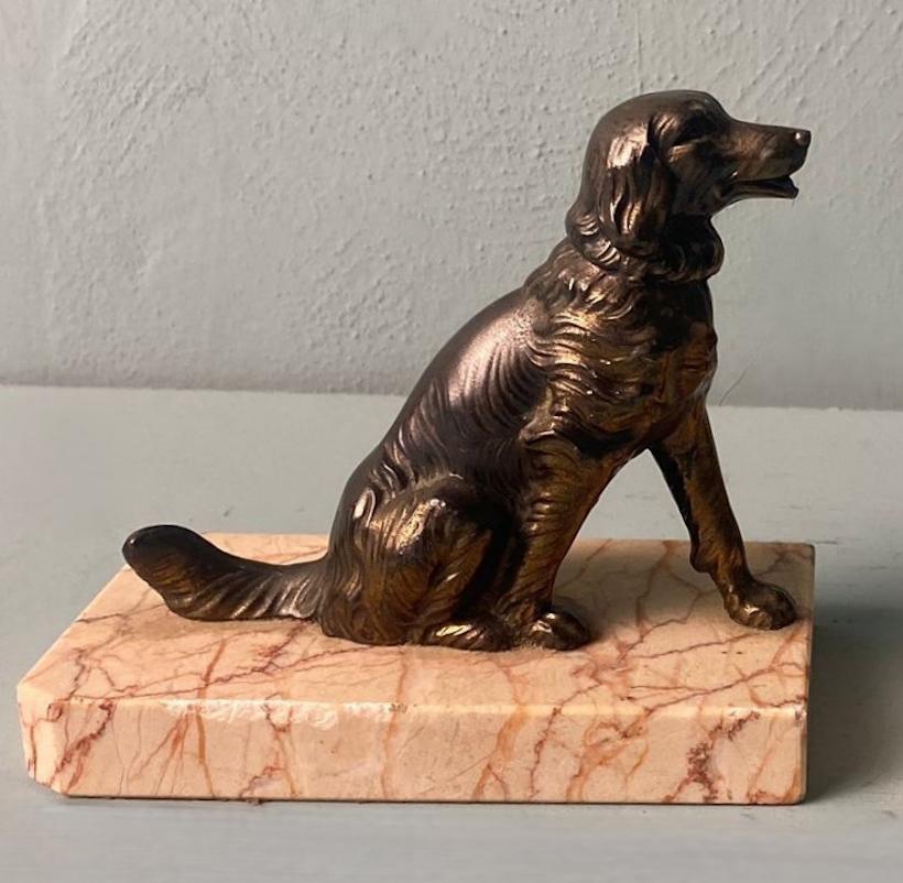 Art Deco France Pair Of Metal Bookends Featuring Dogs With A Fine Marble Base For Sale 4