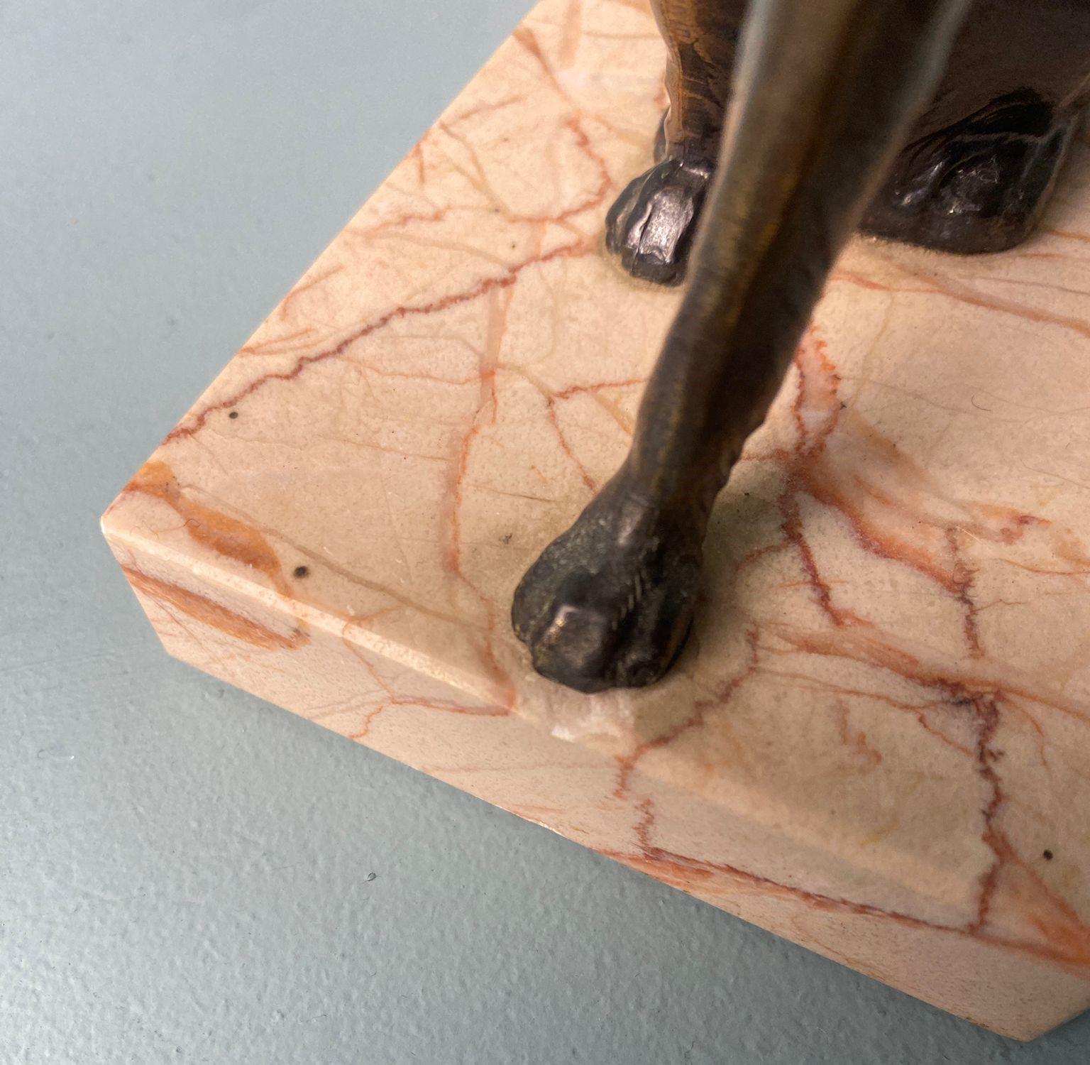 Art Deco France Pair Of Metal Bookends Featuring Dogs With A Fine Marble Base For Sale 9