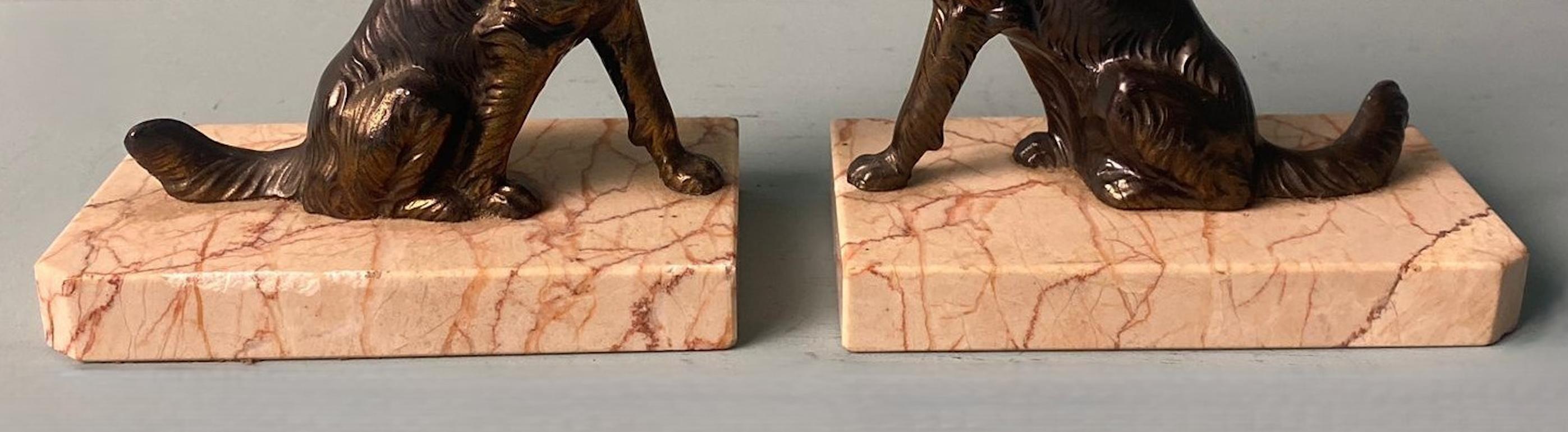 Art Deco France Pair Of Metal Bookends Featuring Dogs With A Fine Marble Base For Sale 3