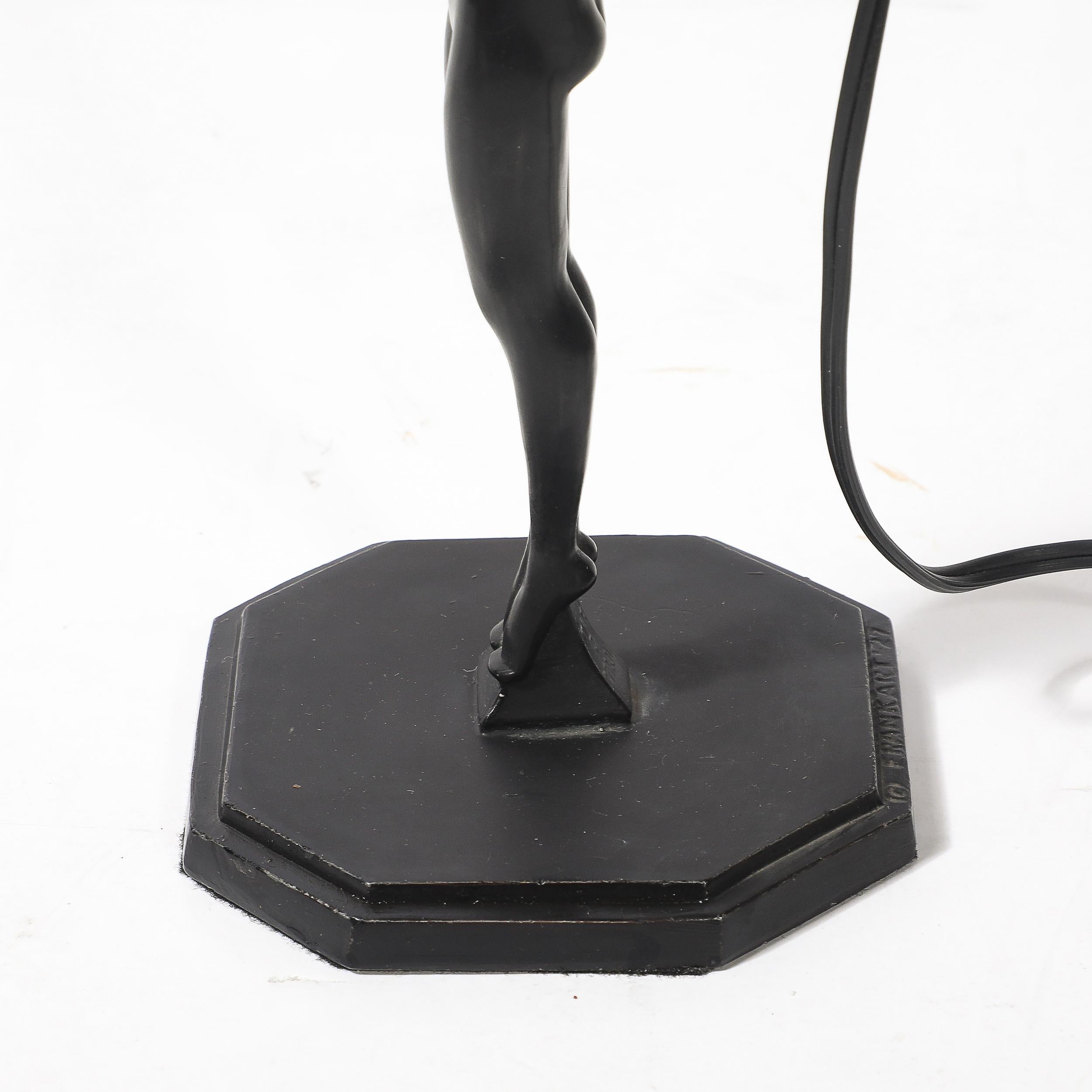 Lampada da tavolo Art Deco Frankart L210 con paralume in bronzo nudo e vetro bianco craqueleur in vendita 7