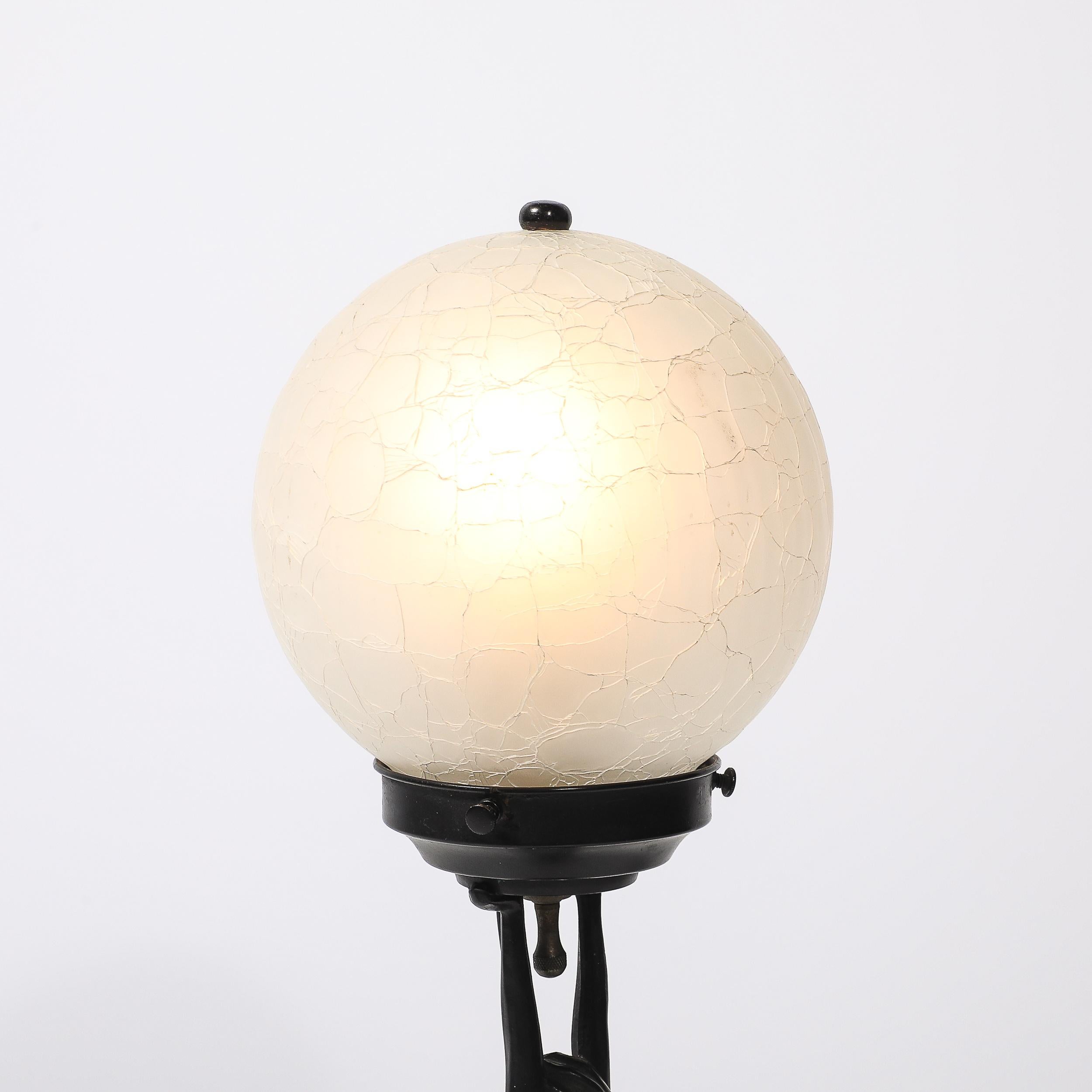Lampada da tavolo Art Deco Frankart L210 con paralume in bronzo nudo e vetro bianco craqueleur in vendita 11