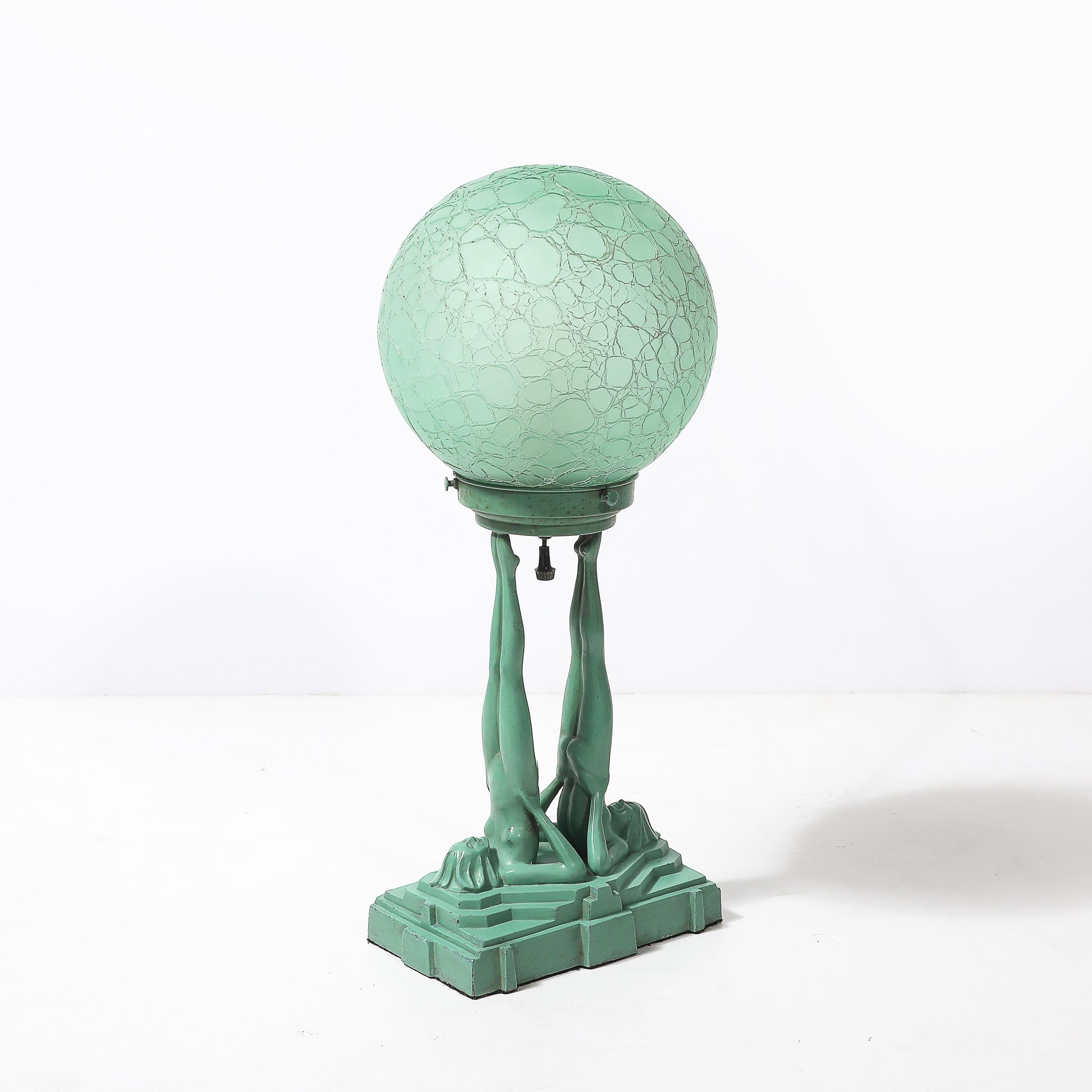 Milieu du XXe siècle Art Deco Frankarts #L220 Turquoise Figurative Green Craqueleur Glass Table Lamp en vente