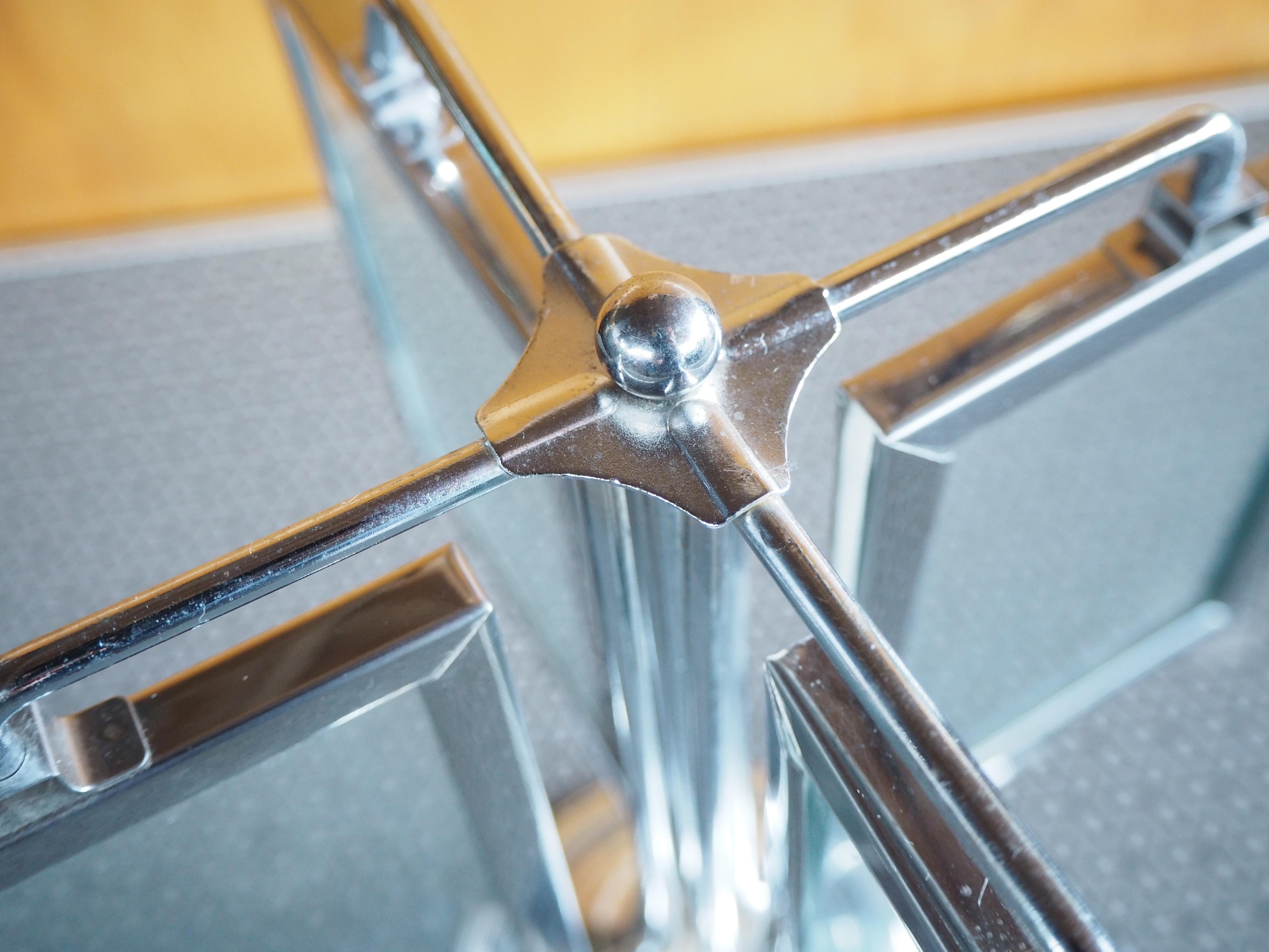 Cadre photo Art déco sur pied en chrome, années 1930 en vente 5