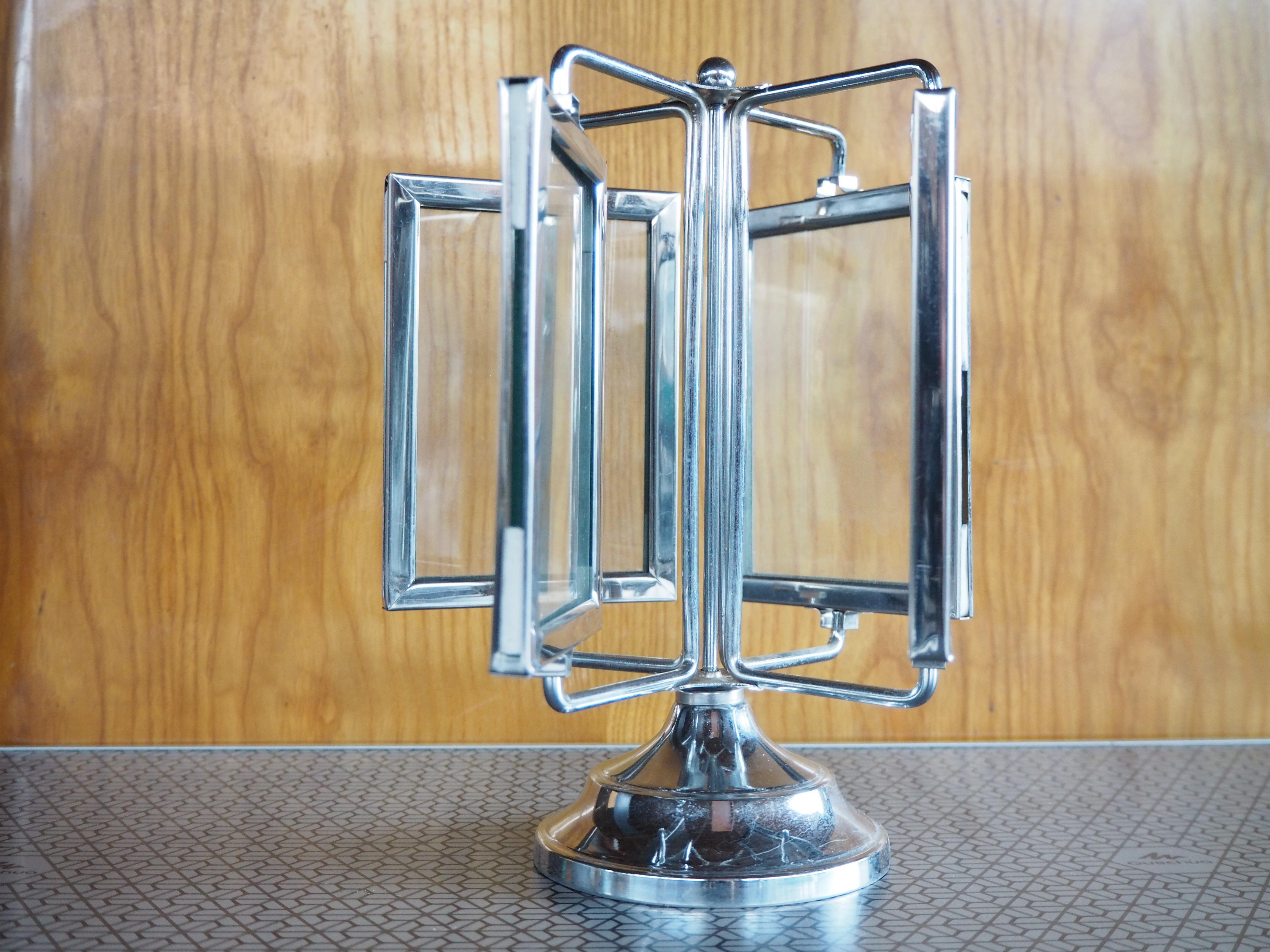 Cadre photo Art déco sur pied en chrome, années 1930 Bon état - En vente à Praha, CZ