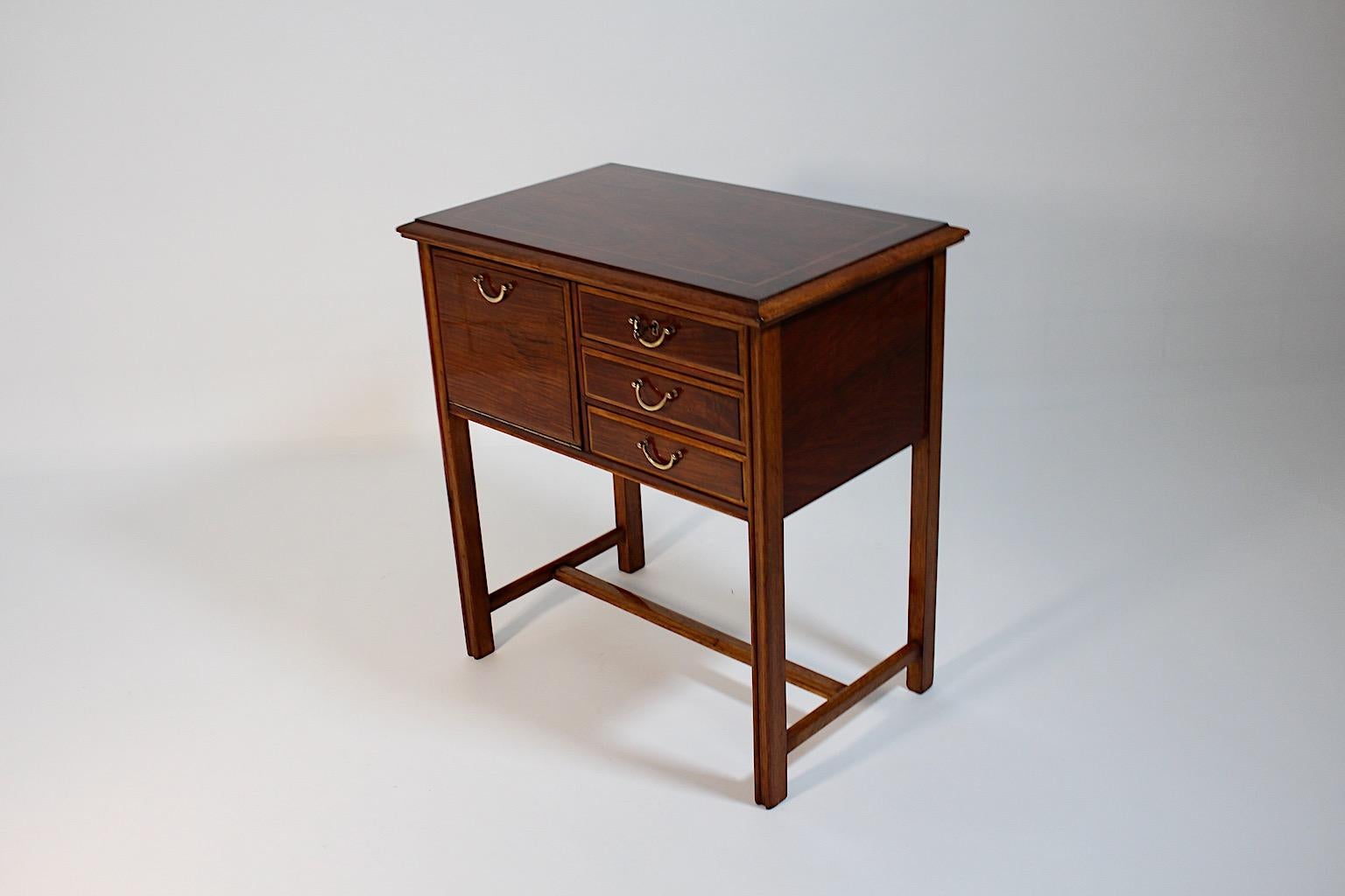 Art Deco freestanding vintage commodes, chest or desk from oak, walnut and brass attributed to Josef Frank circa 1927 Vienna.
An extraordinary chest, commodes or desk attributed to Josef Frank circa 1927 Vienna from oak and walnut inlays with maples