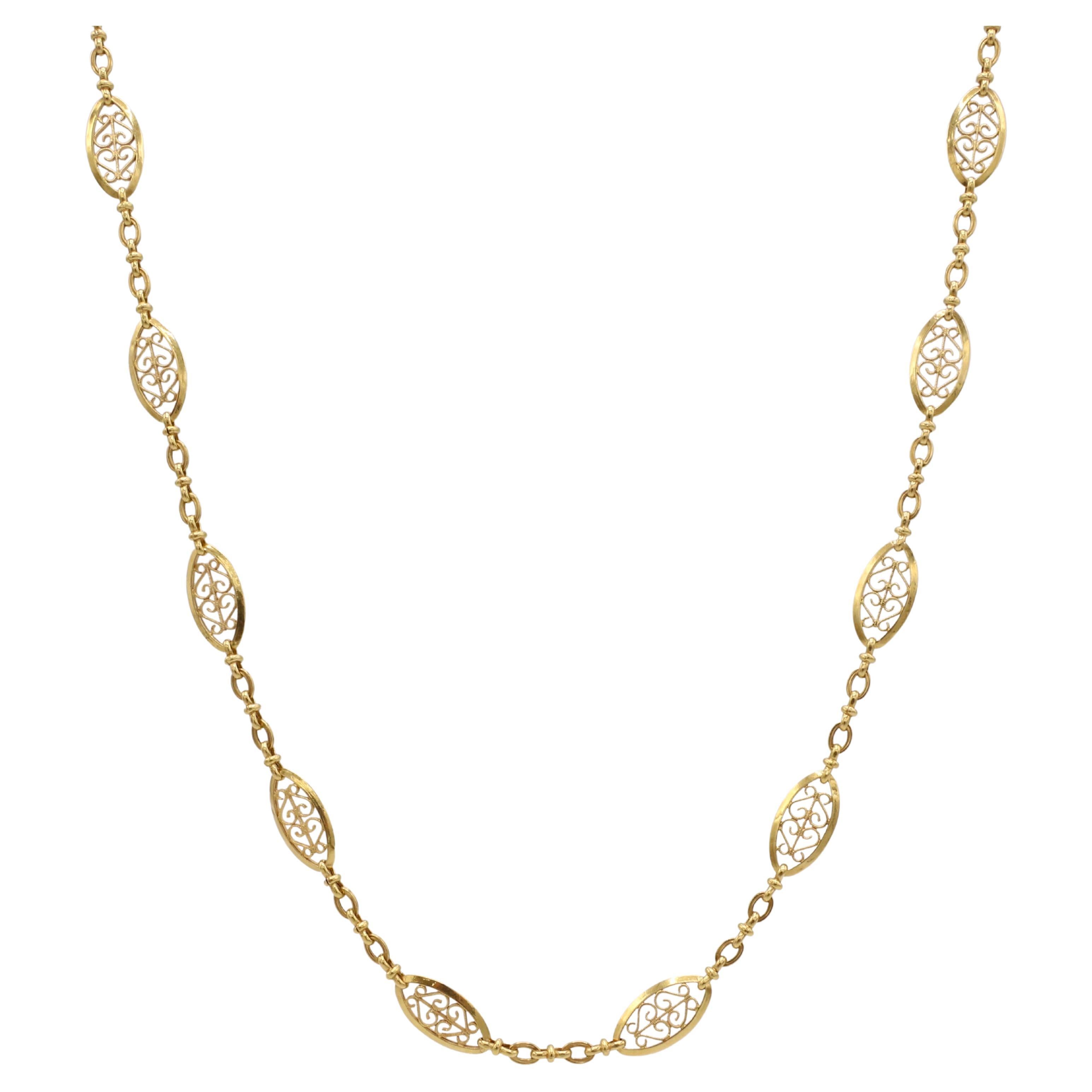 Art Deco French 18 Karat Yellow Gold Filigree Chain Link Necklace 