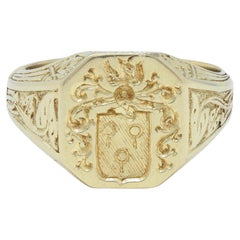 Antique Art Deco French 1927 18 Karat Yellow Gold Unsiex Heraldry Signet Ring