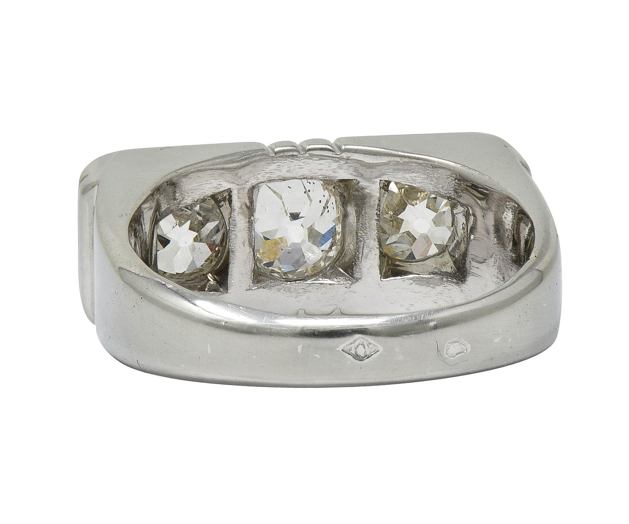 Women's Art Deco French 2.05 CTW Old Mine Diamond Platinum Vintage Three Stone Band Ring For Sale