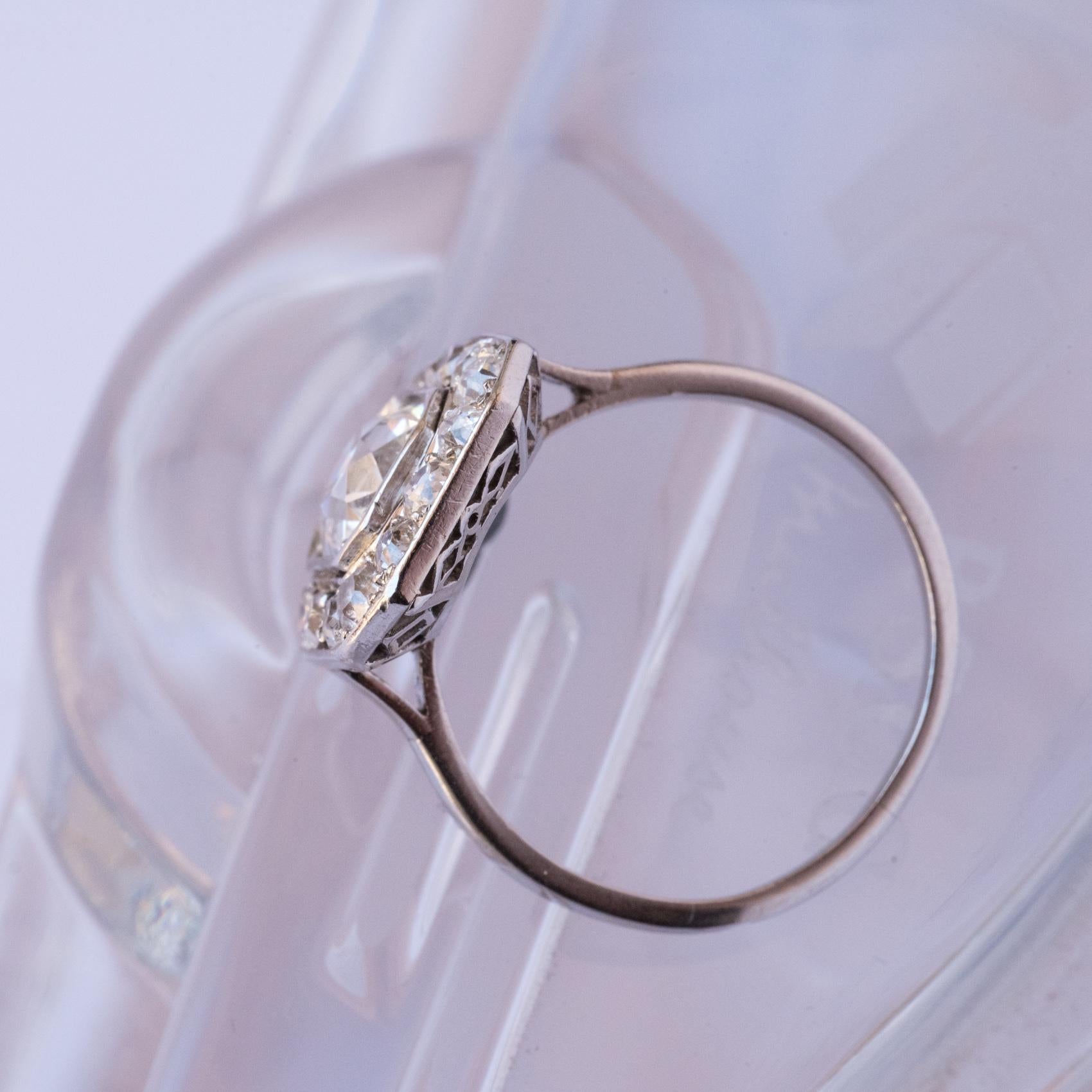 Women's French Art Deco 2.60 Carat Diamond Platinum Ring For Sale