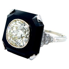 Art Deco French 3.25 Carat Cushion Cut Diamond Onyx 18 Karat White Gold Ring