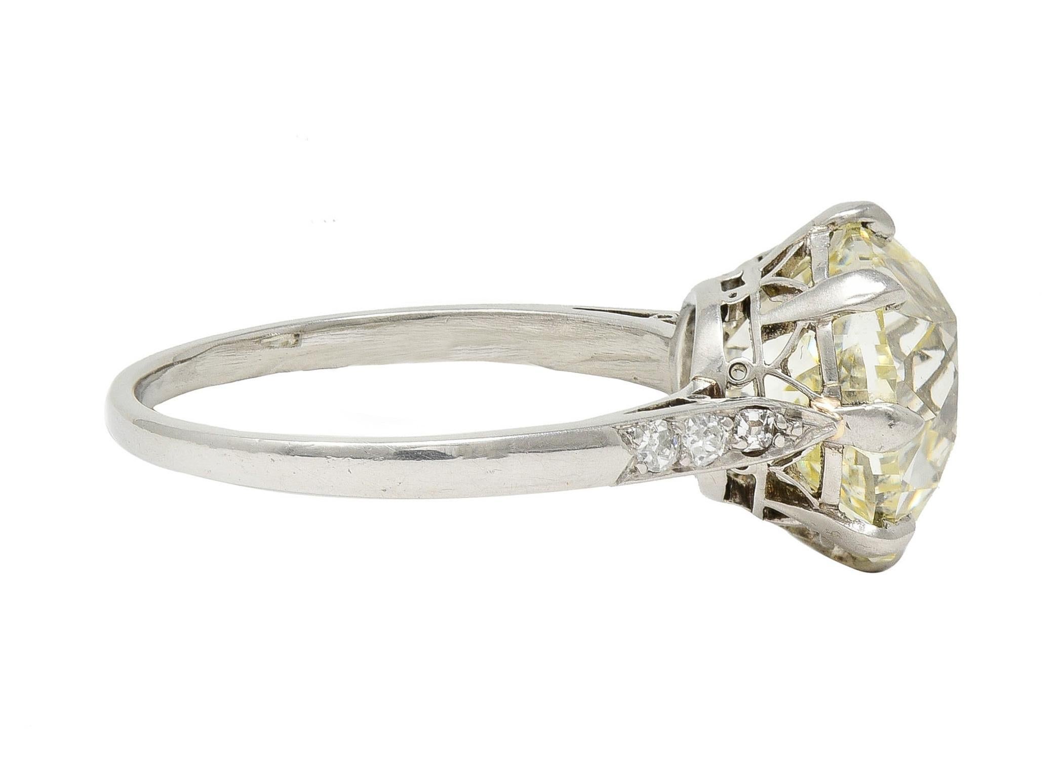 Art Deco French 4.87 CTW Old European Diamond Platinum Vintage Engagement Ring For Sale 2