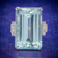 Art Deco French 56 Carat Aquamarine Diamond Ring Platinum, circa 1930