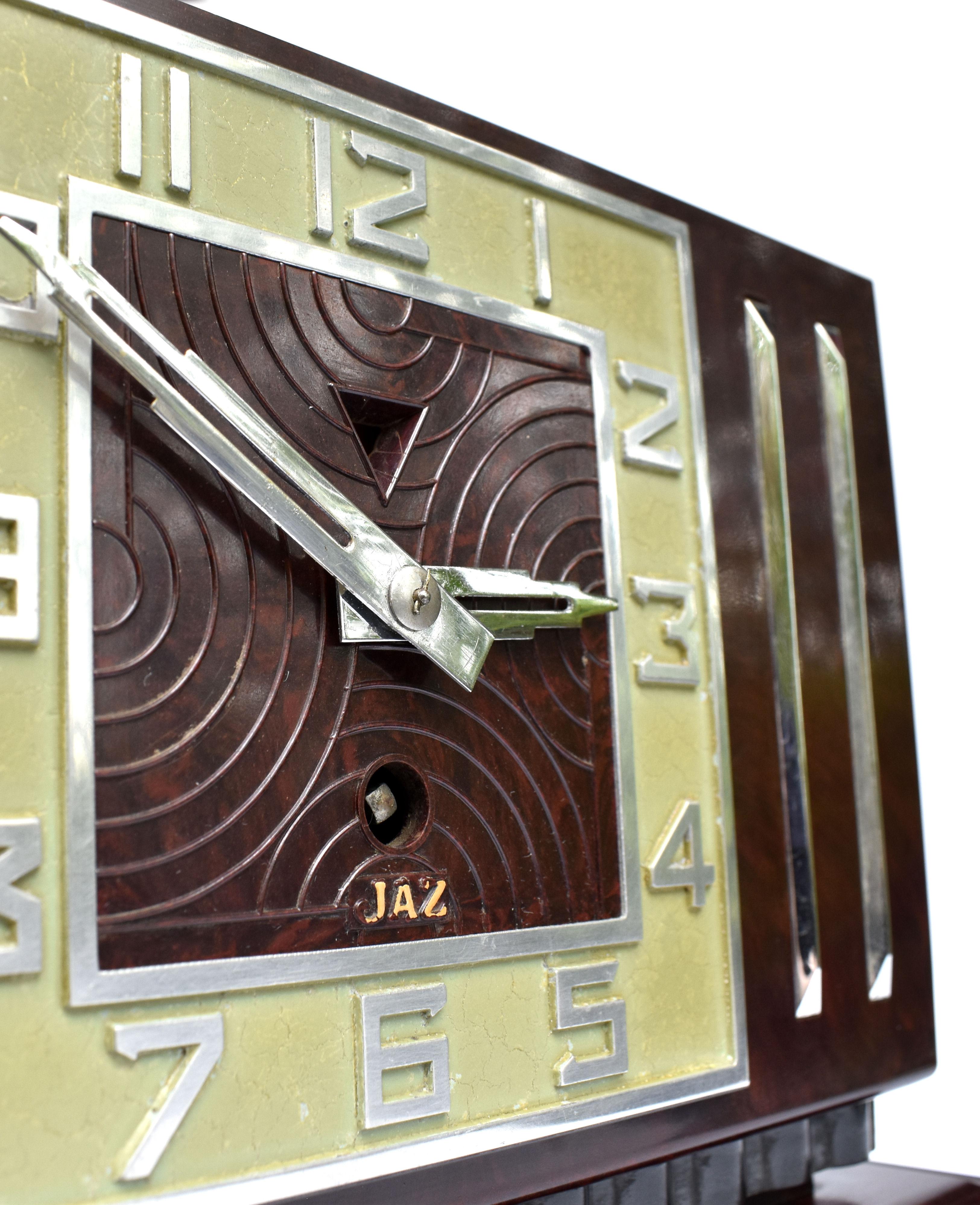 Art Deco French Bakelite Mantle Clock by JAZ, C1930 1