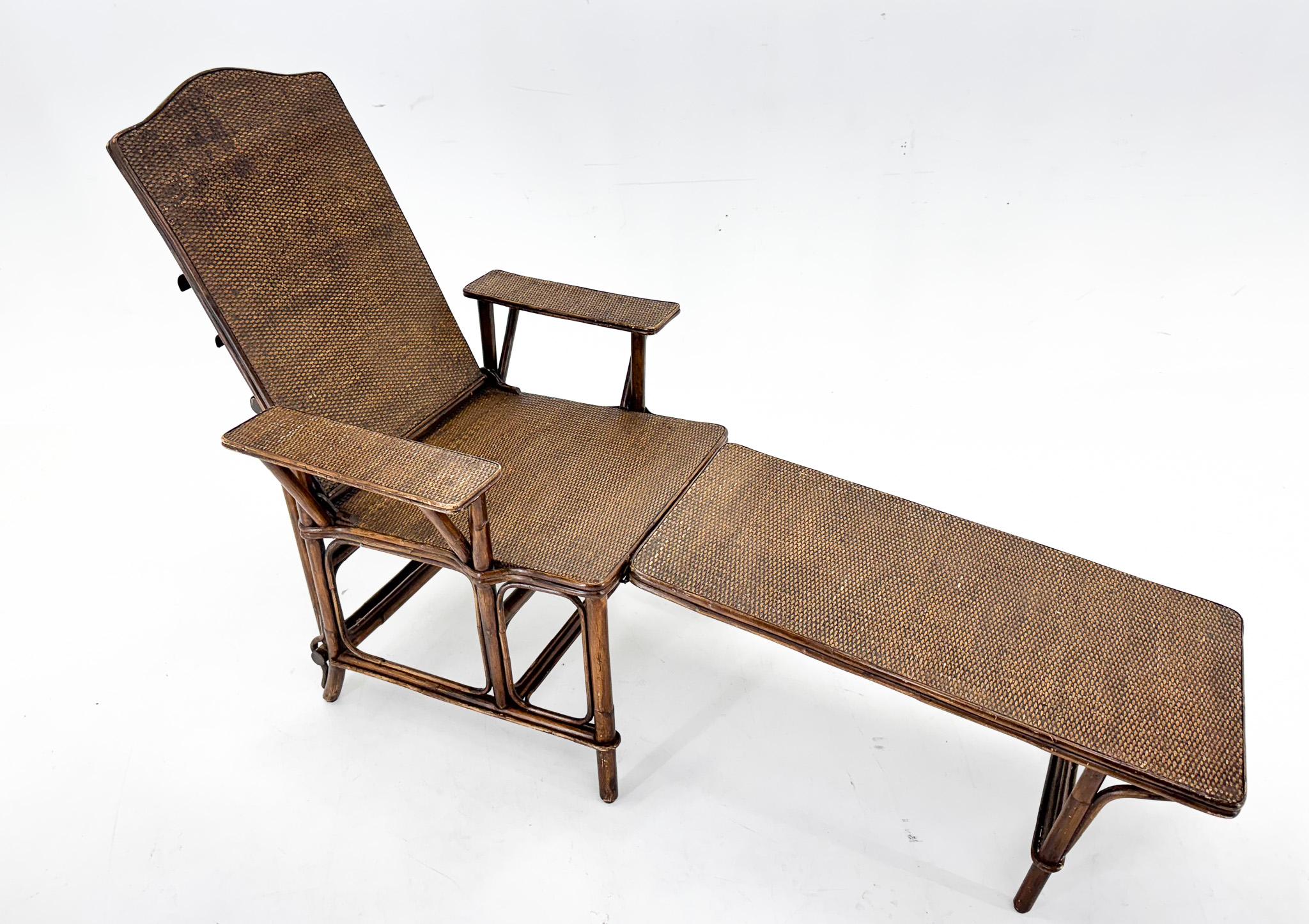 Art Deco French Bamboo & Wicker Chaise Lounge  For Sale 1