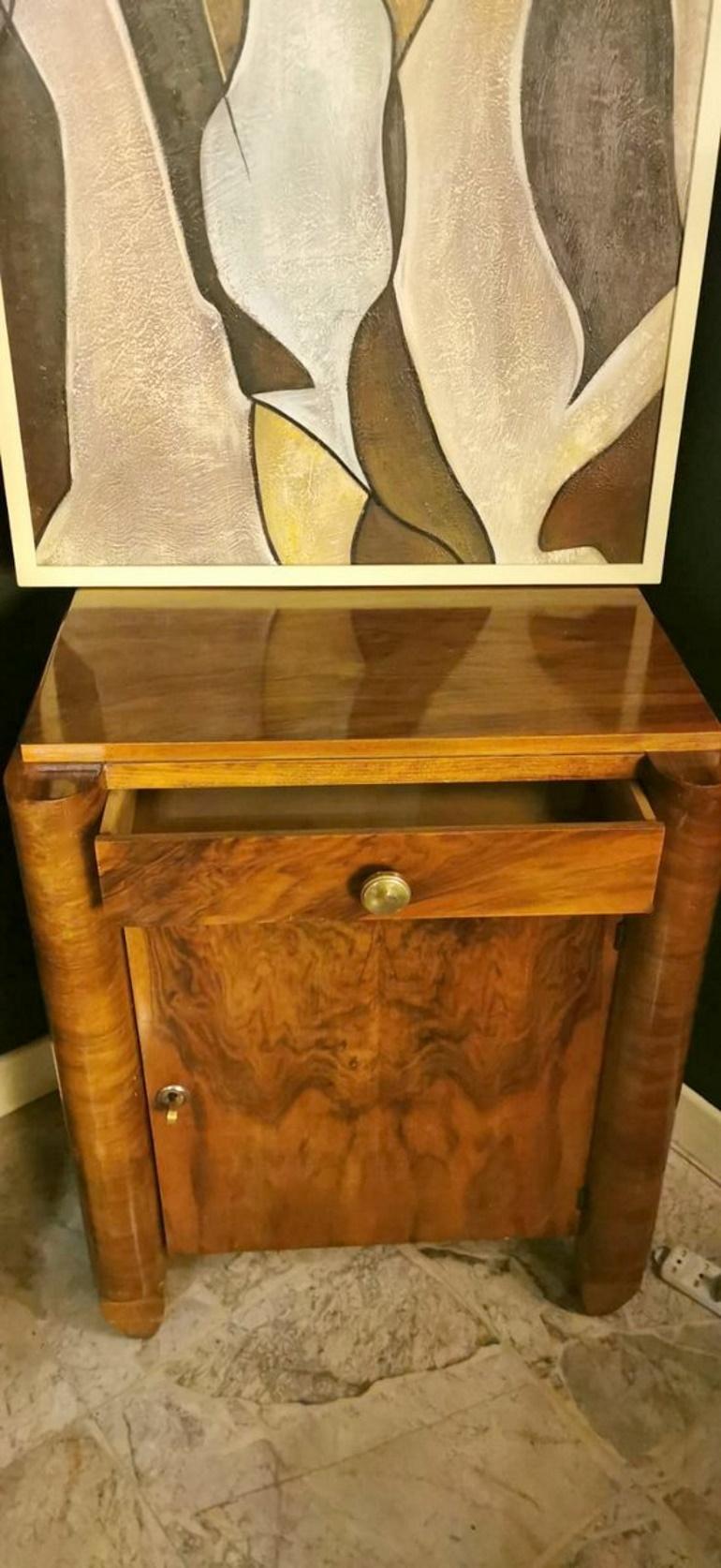 Art Deco French Bedside Table in European Blond Walnut, 1930 12