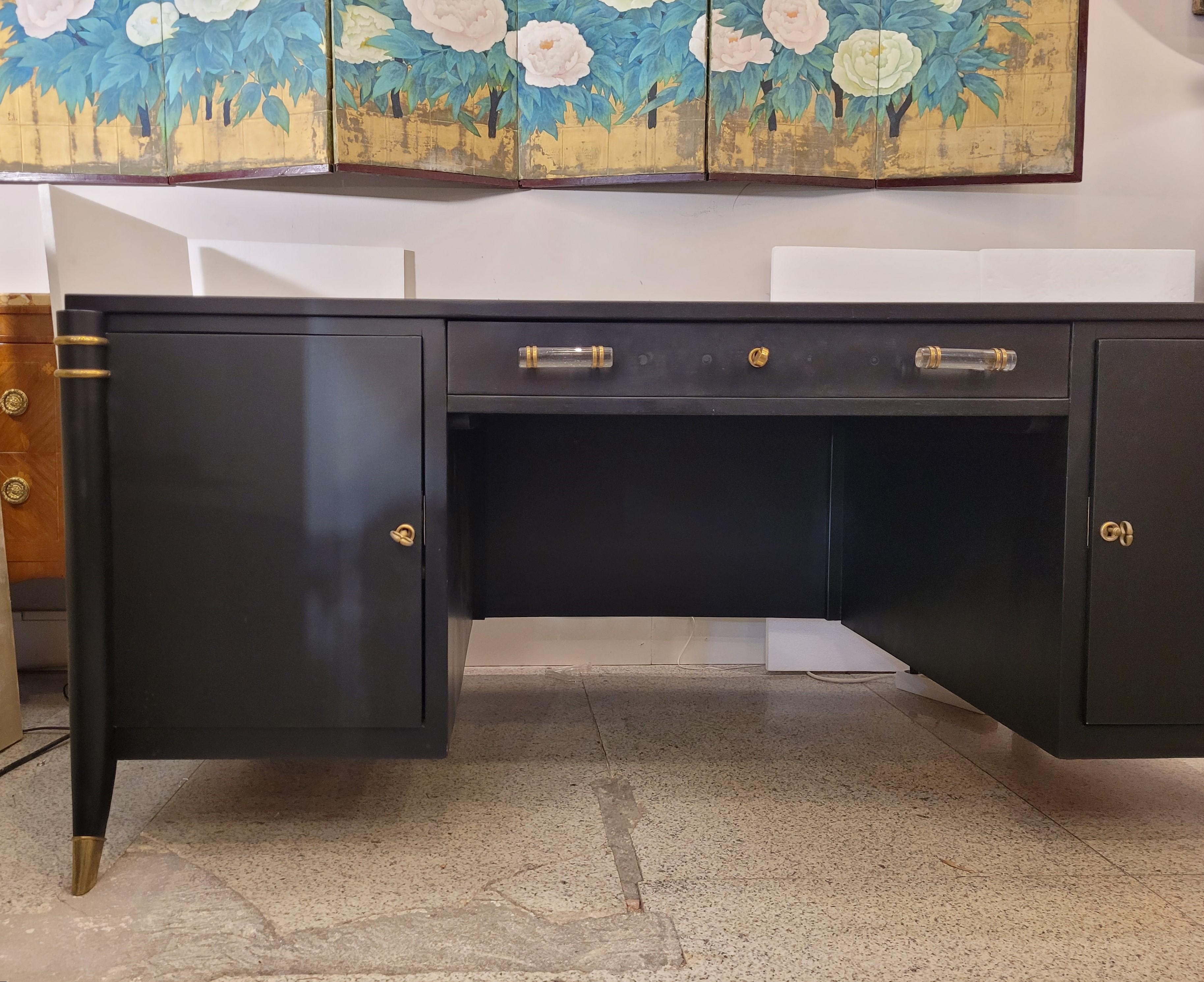Fait main Table de bureau Art Déco en noir, d'après Maurice and Léon Jallot en vente